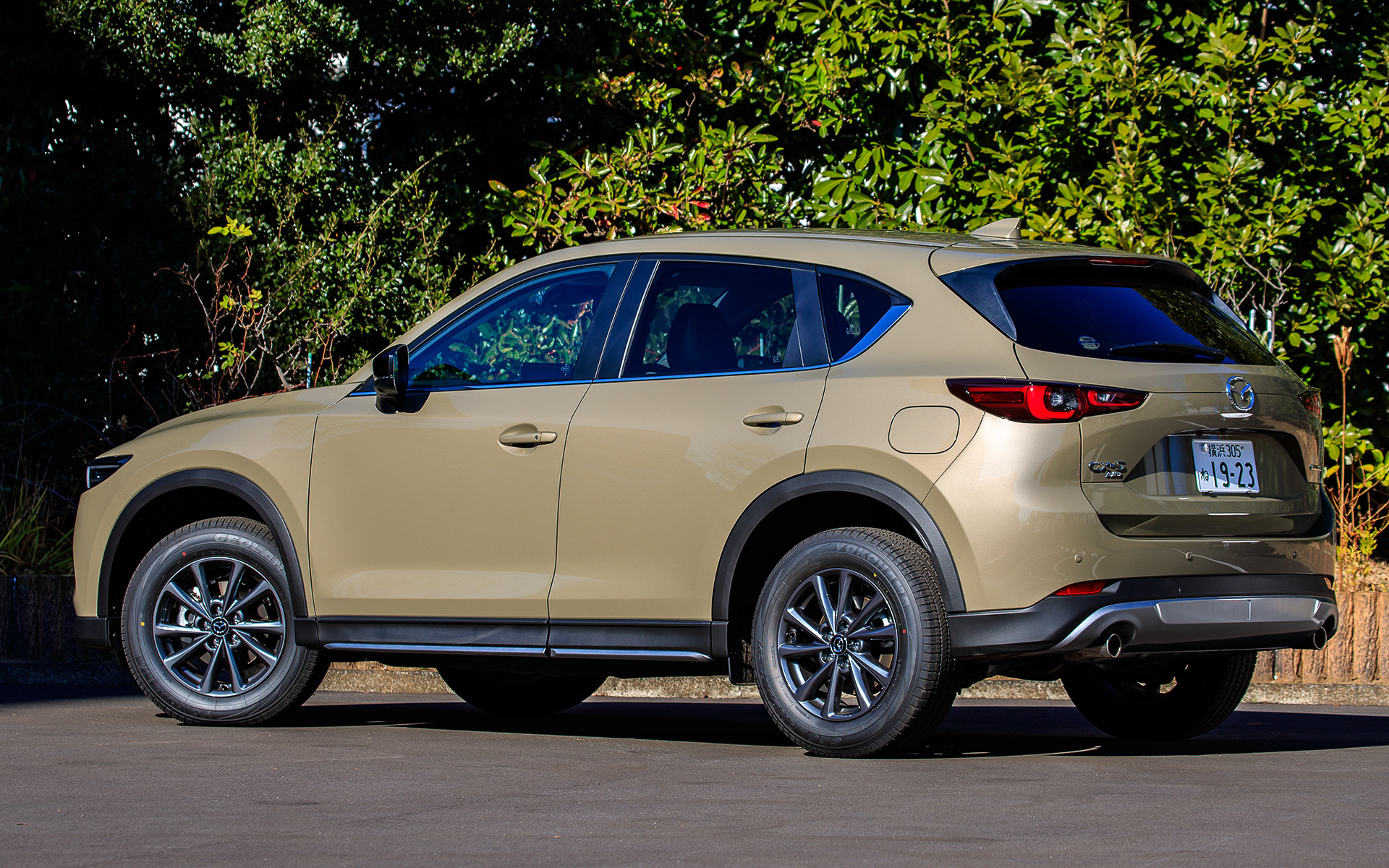 SKYACTIV-G 2.0を搭載する「20S Field Journey」は4WDのみの設定で、価格は323万4000円