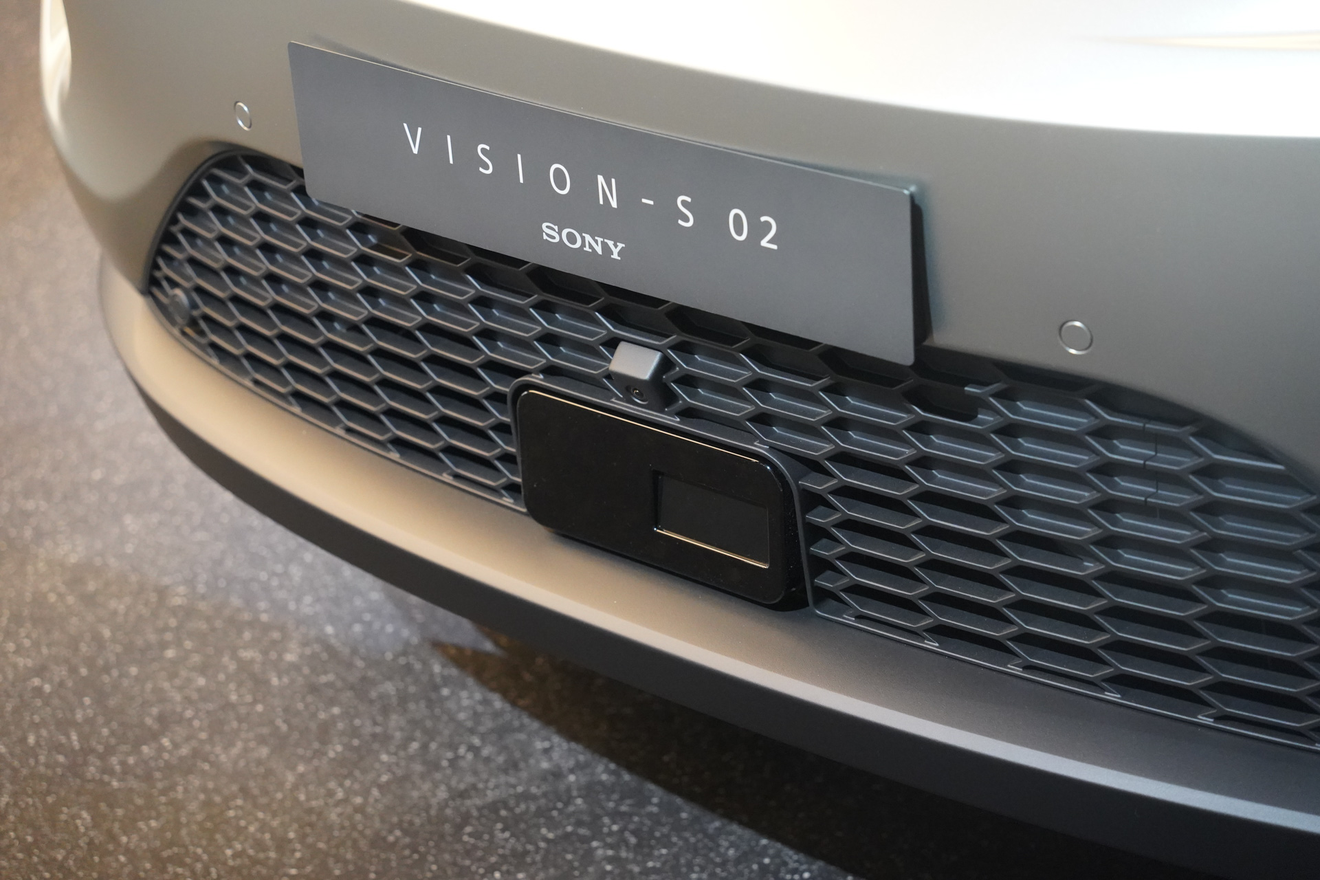 フロントのセンサーまわり