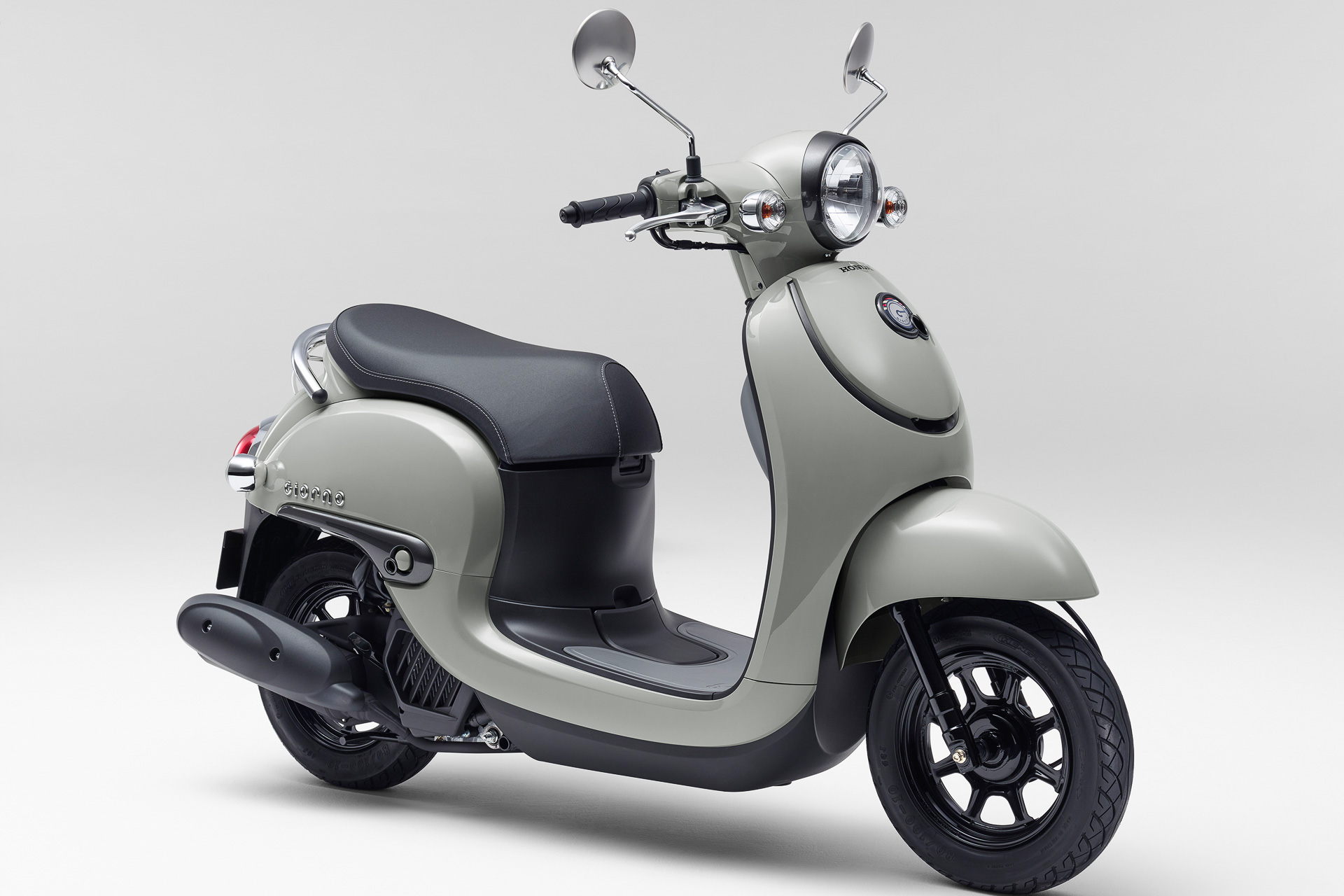 マットアーマードグリーンメタリック