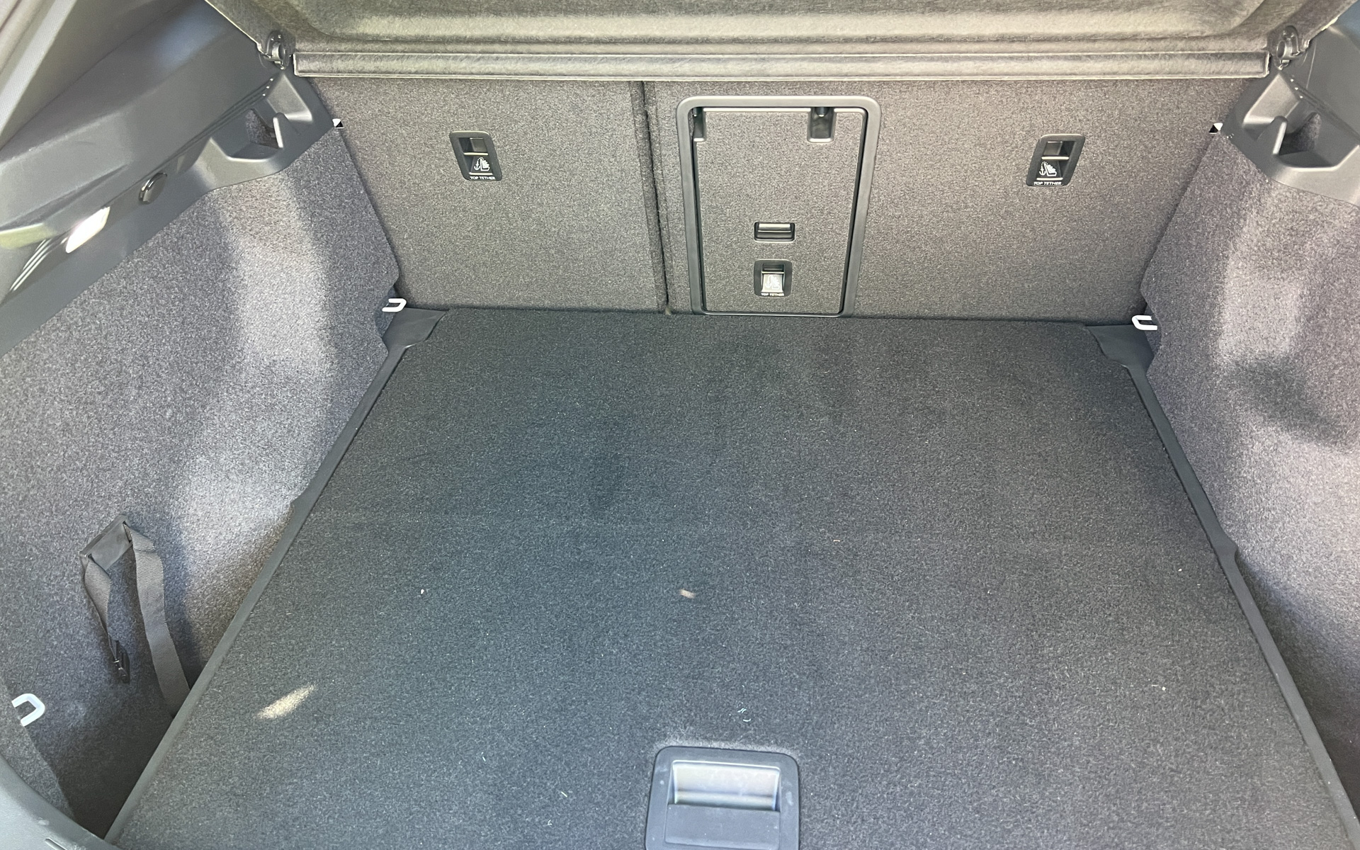 ラゲッジルーム