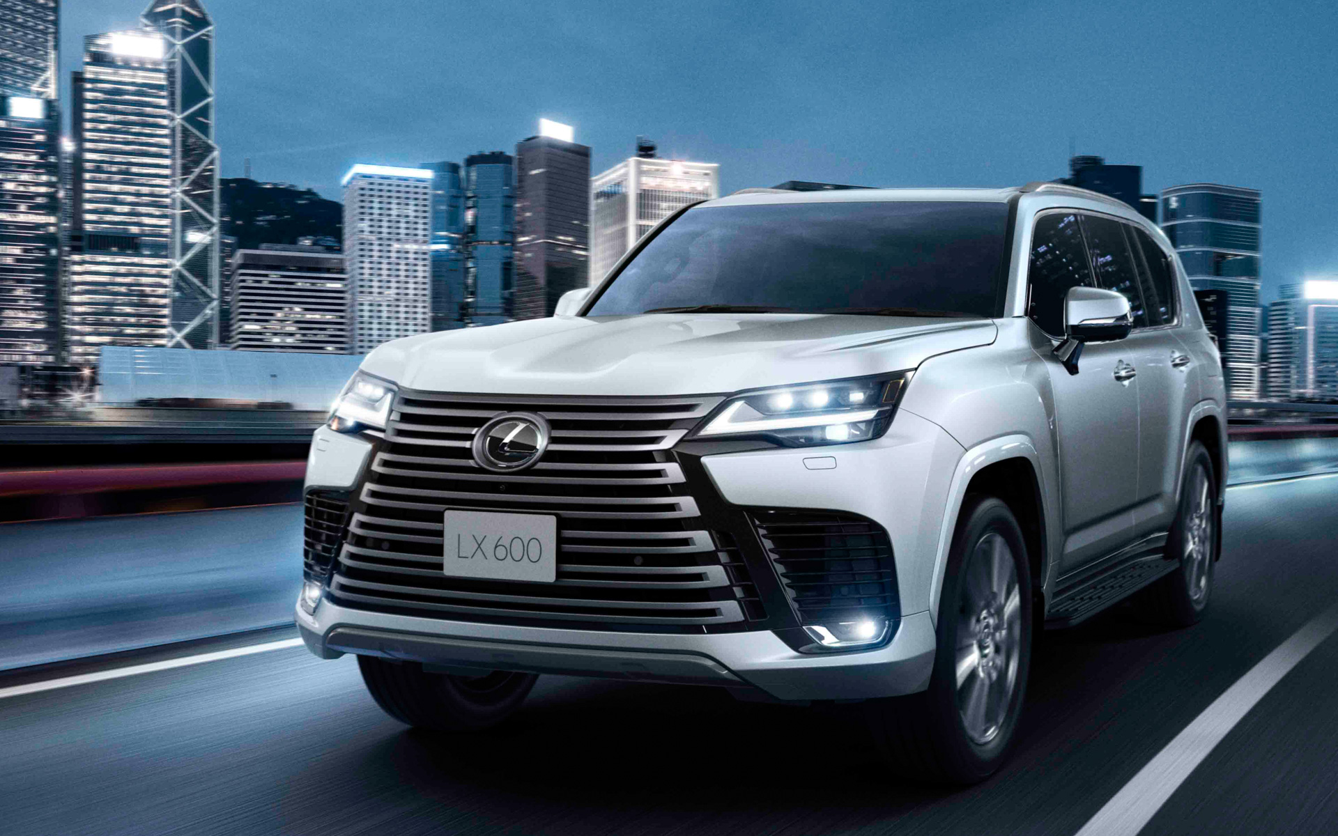 LX600“EXECUTIVE”（ソニッククォーツ）