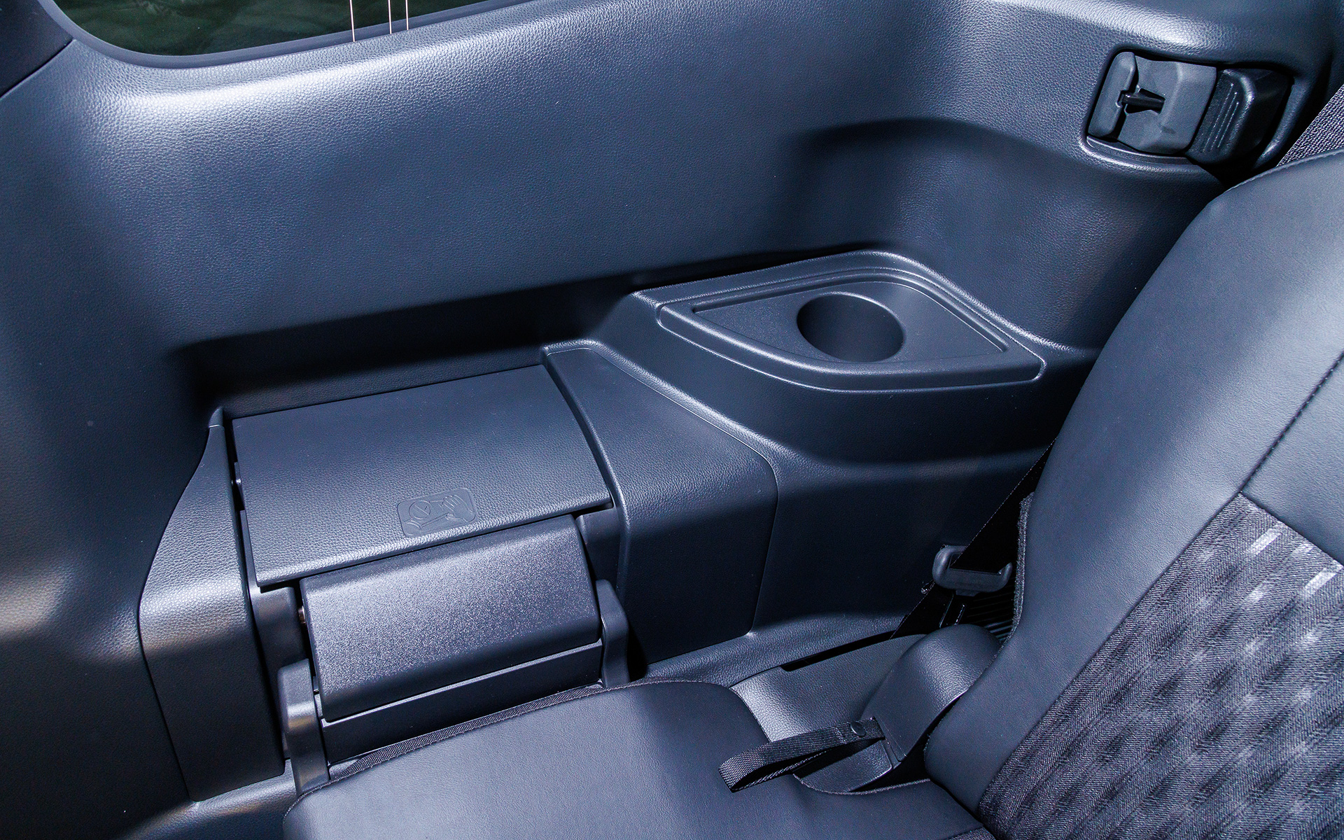 カップホルダーも人数分用意