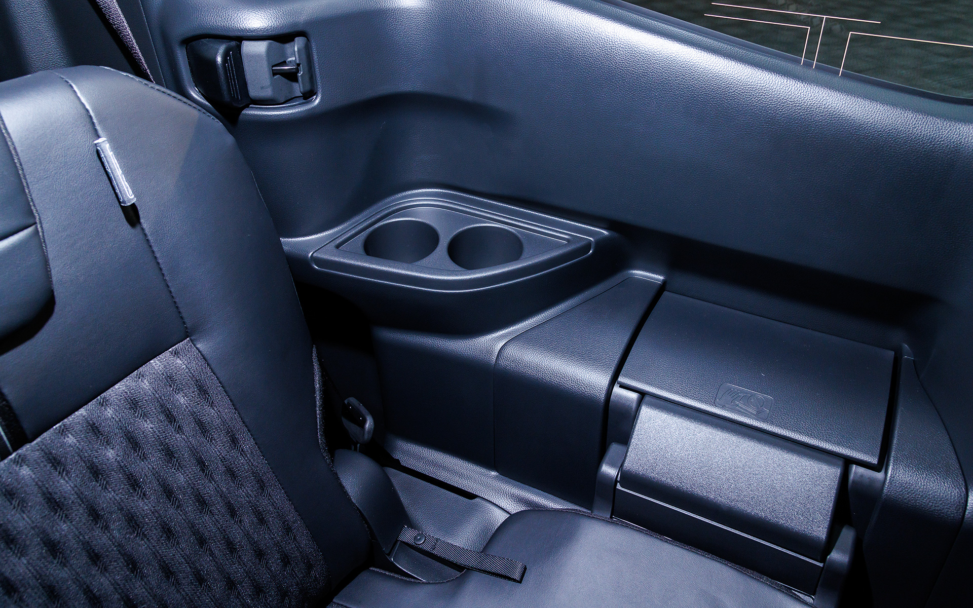 カップホルダーも人数分用意