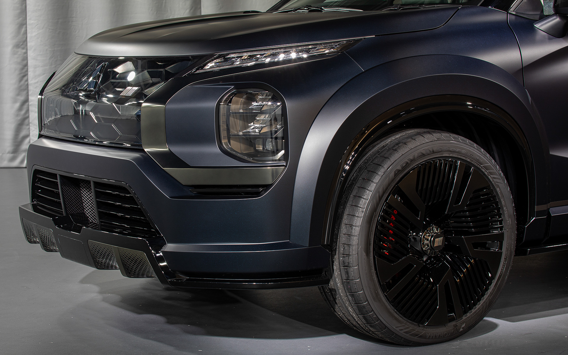 フロントバンバーの造形