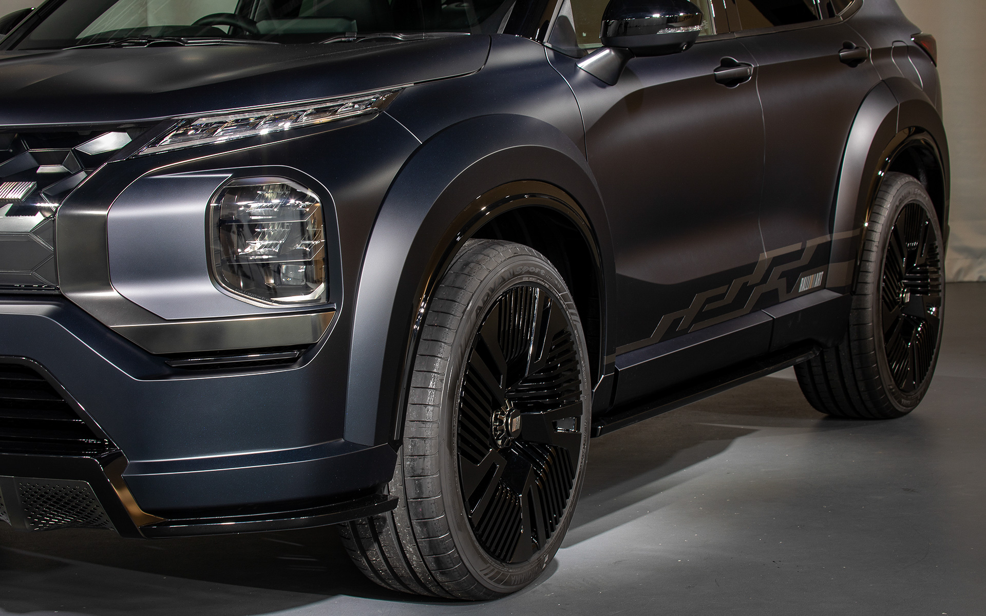 オーバーフェンダーの造形