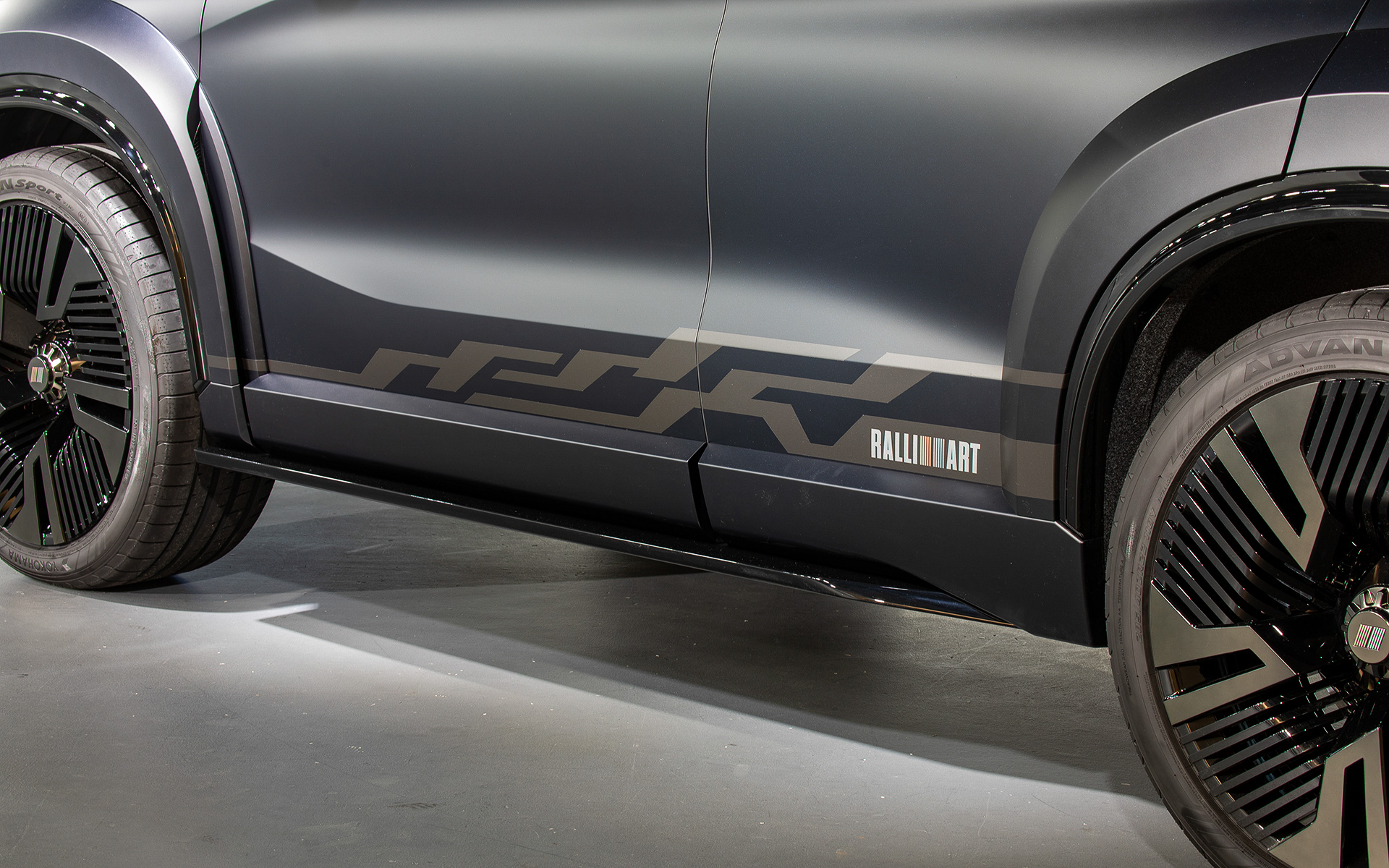 サイドスカート部