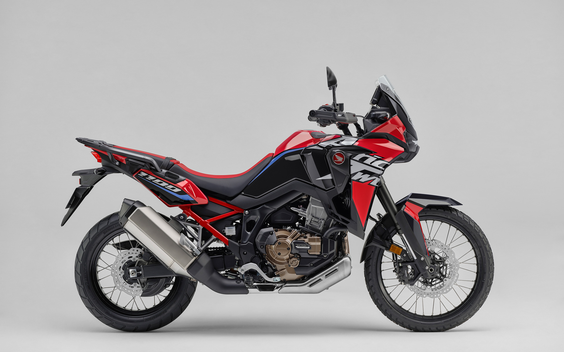 CRF1100L Africa Twin Dual Clutch Transmission (グランプリレッド)