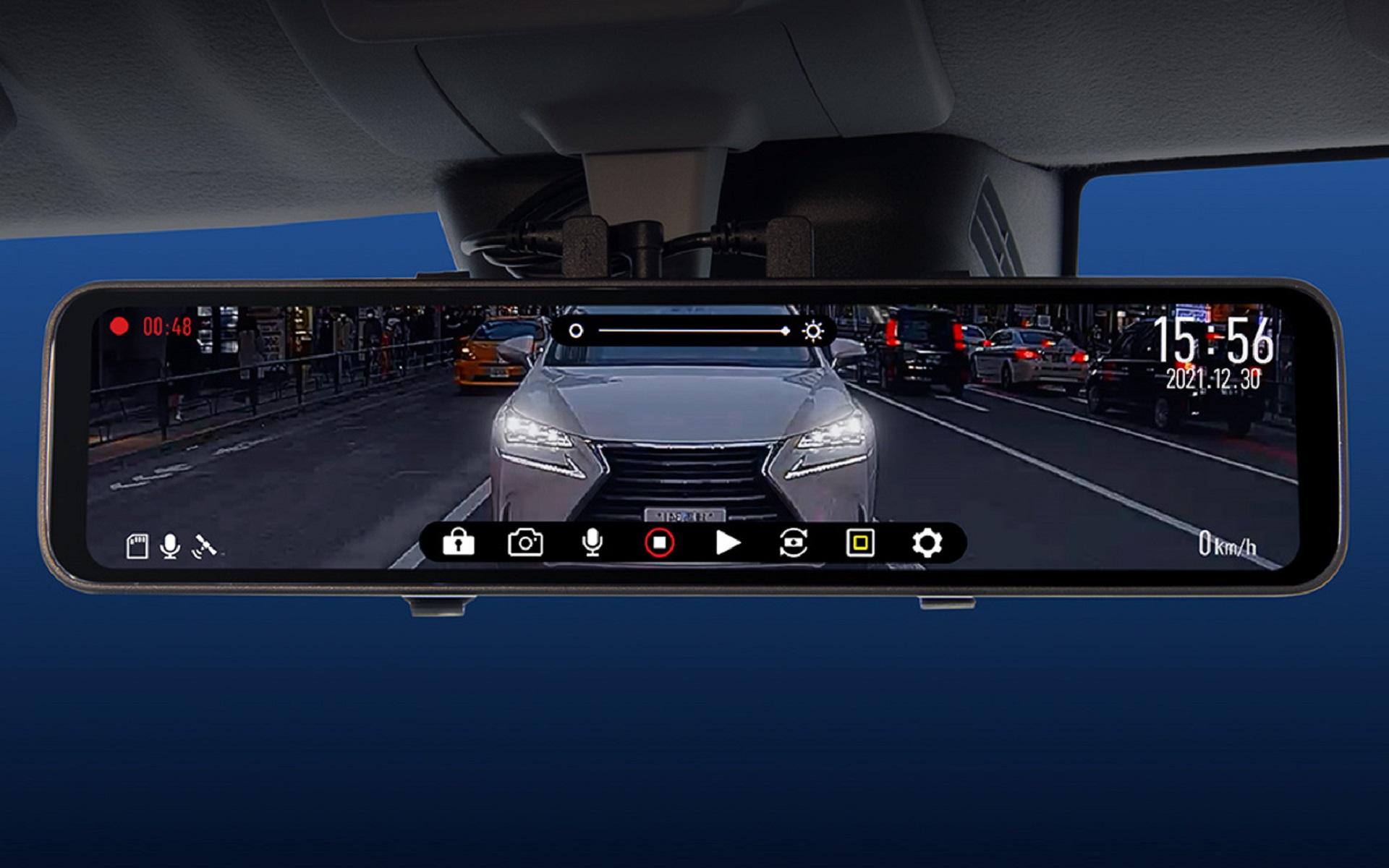 開発中の「ルームミラー型ドライブレコーダー」