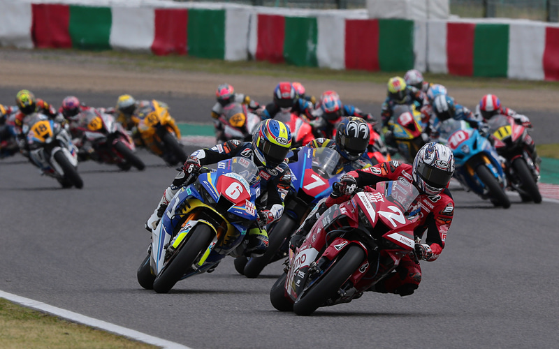 鈴鹿サーキット、「鈴鹿2＆4レース」の冠スポンサーに日本特殊陶業が
