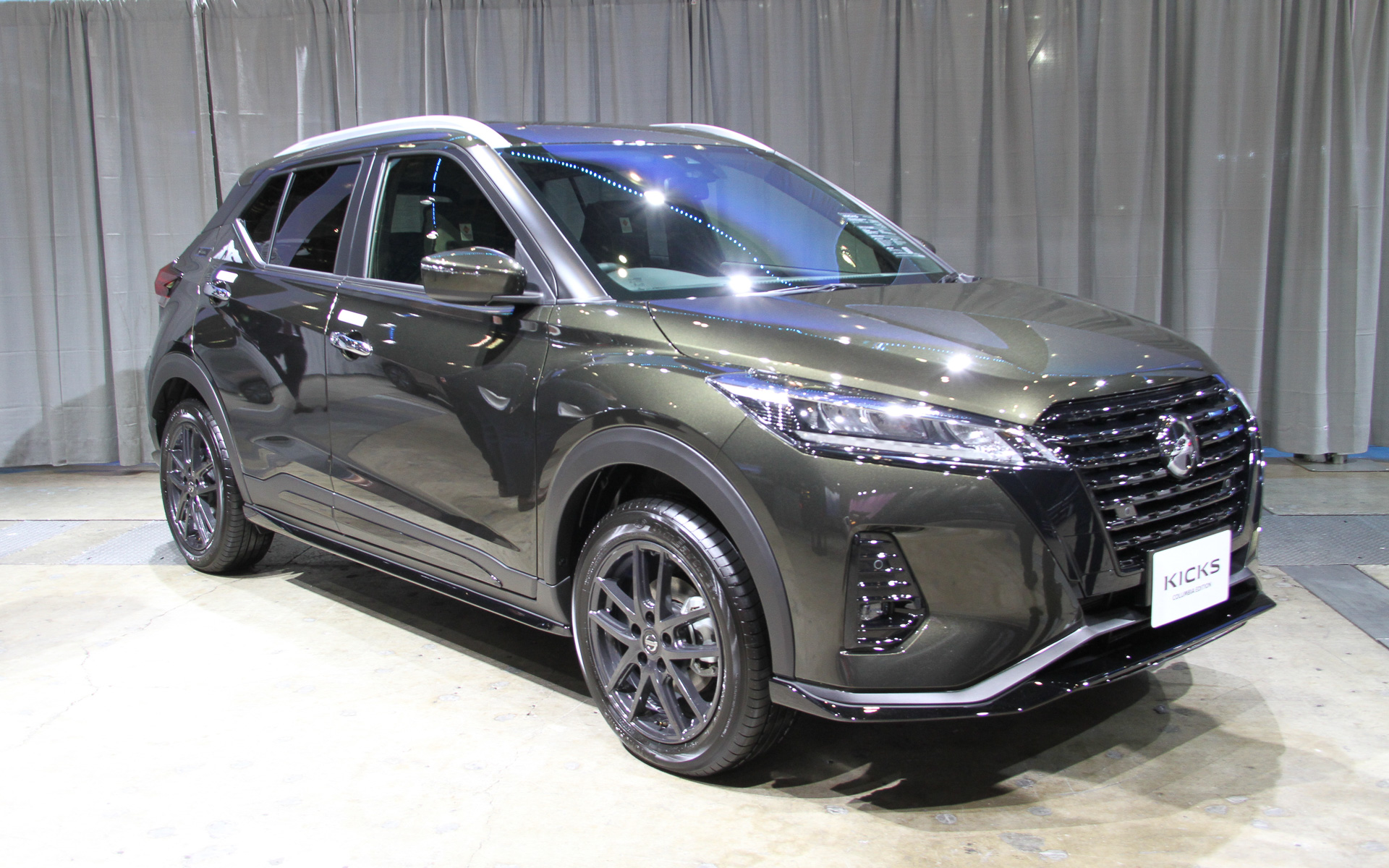 日産ブースでは新型クロスオーバーEV「アリア」や「NOTE AUTECH CROSSOVER CUSTOMIZED（参考出品）」、「NISSAN KICKS COLUMBIA EDITION」、「CARAVAN MOUNTAIN BASE CONCEPT」など注目モデルが展示される