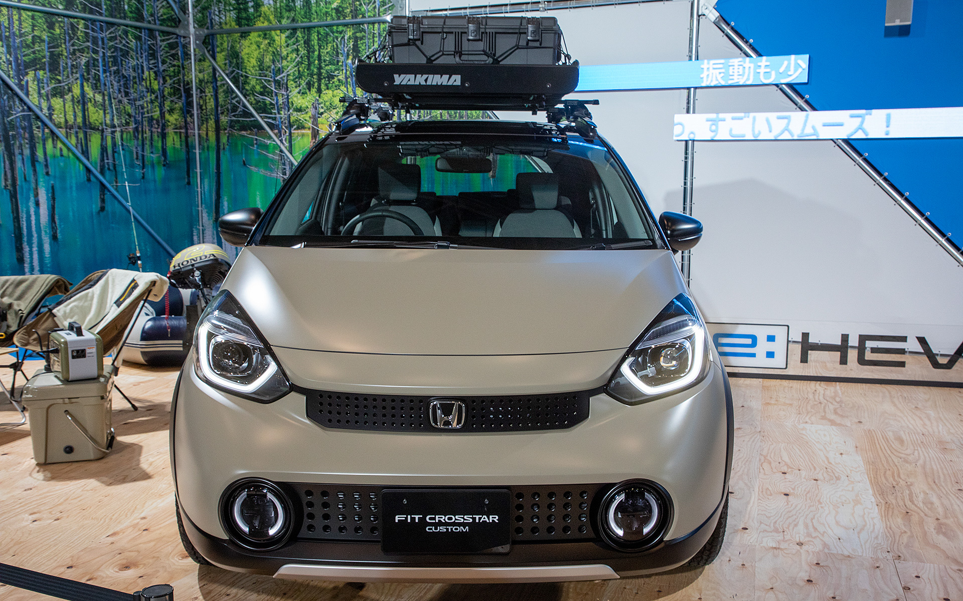 FIT e:HEV CROSSTARカスタム