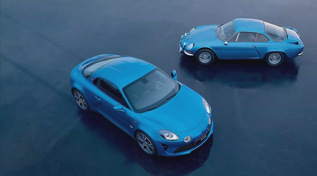 販売中の2代目A110も、かつてのモデルが備えていた「軽量で正確なハンドリングが生み出すドライビングプレジャー」という特徴を受け継いでいる