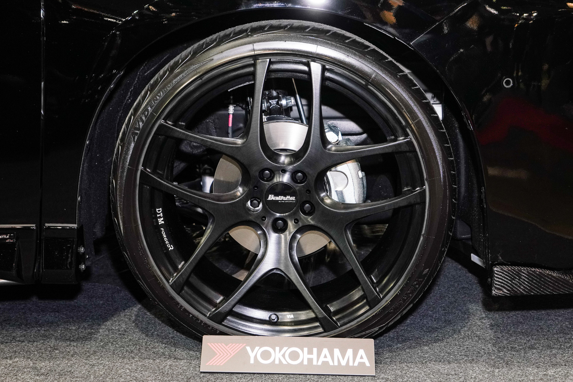 Balken DTM FORGED R21×9.0J＋40 ヘアライン/マットブラックアナダイズドのホイール