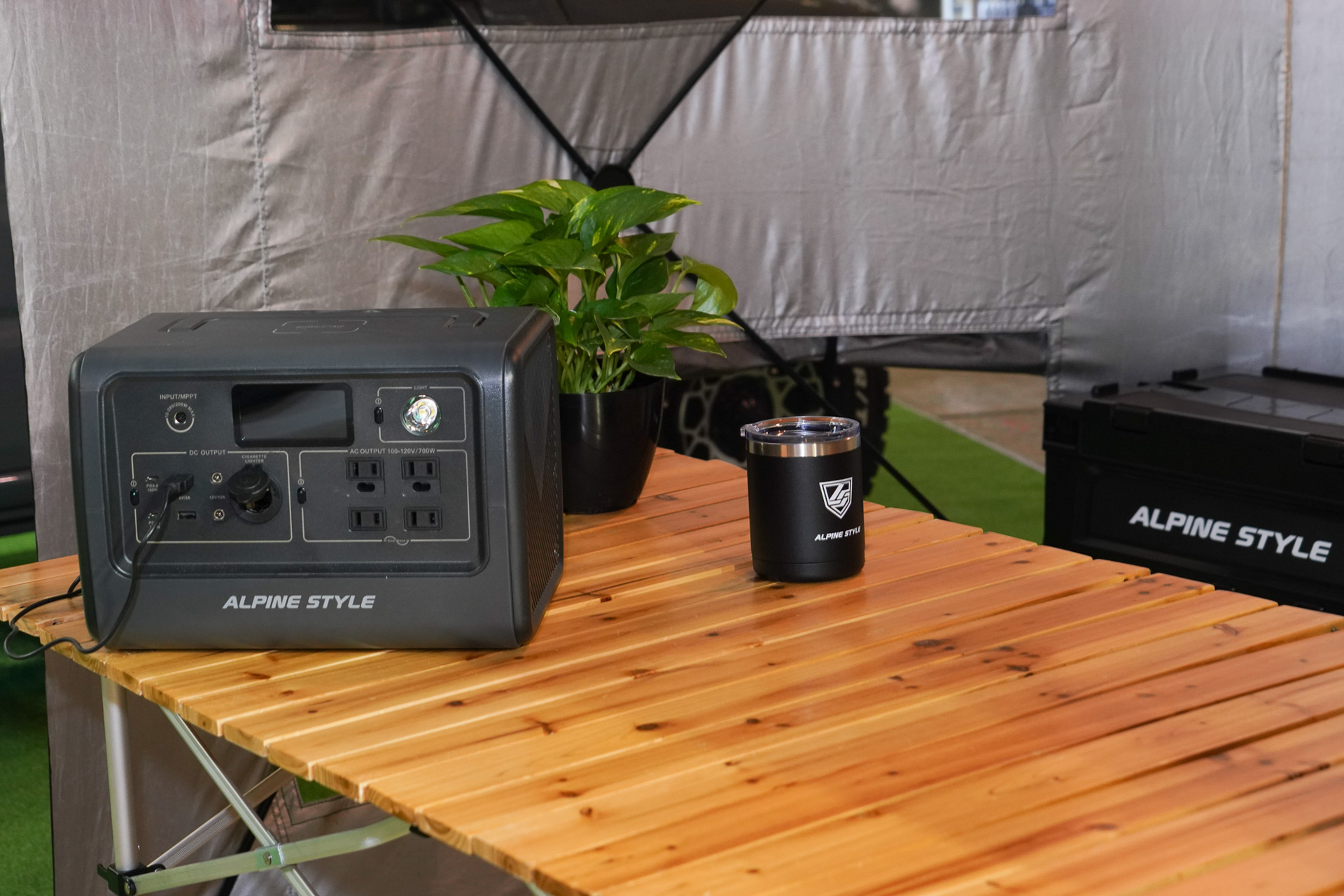 ポータブル電源「AS-700BAT」大容量716Wh、最大出力700W