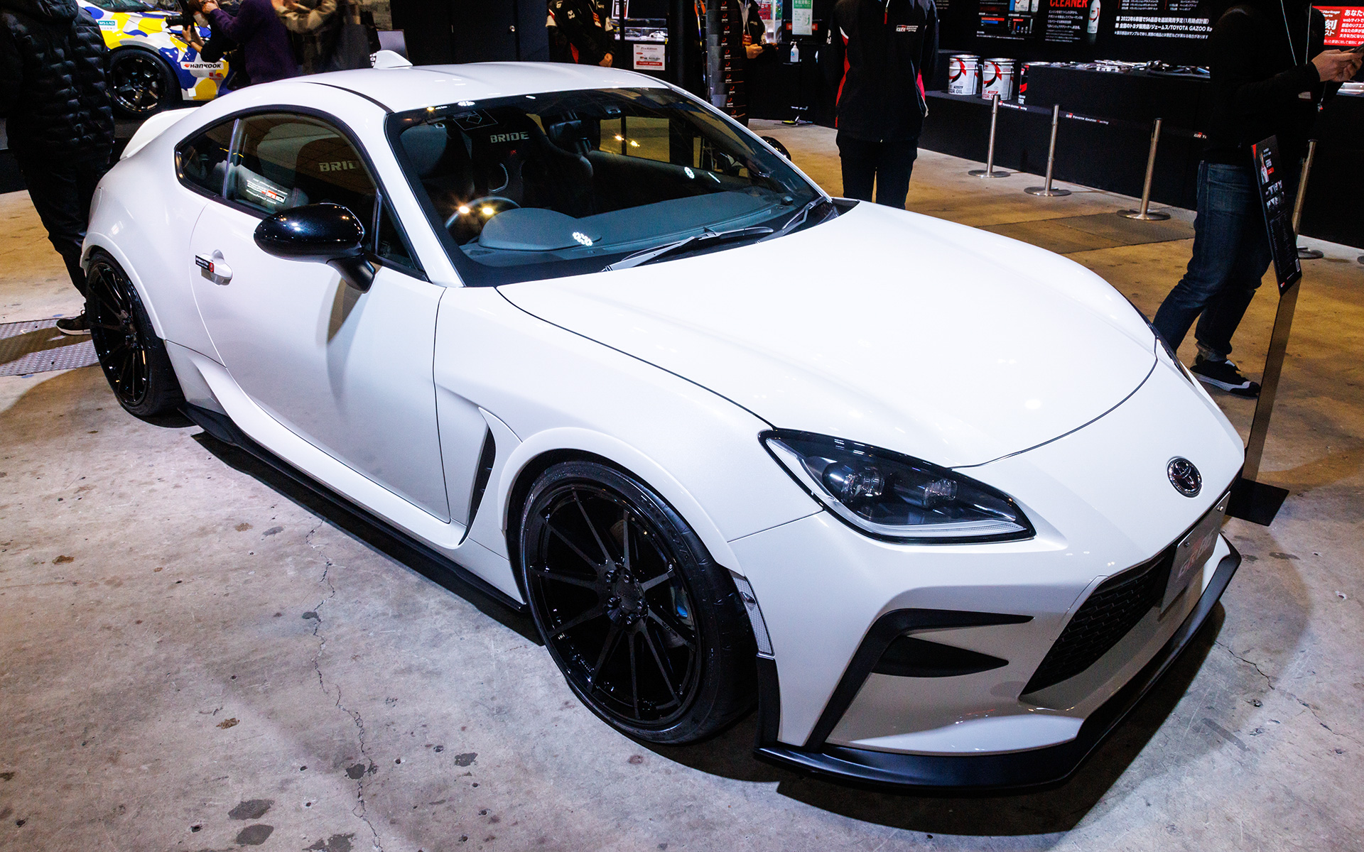 GR86 佐々木雅弘選手プロデュースパーツ装着車