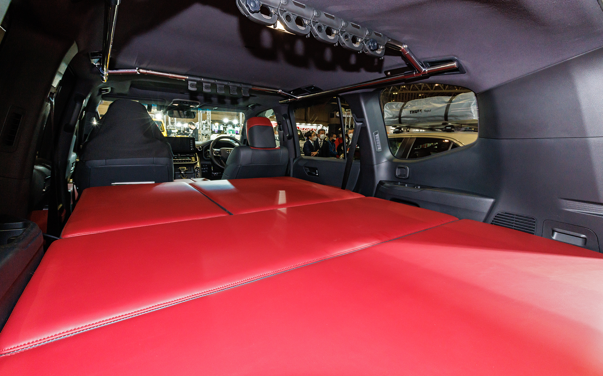 1820×最大1320mmの広々としたベッドスペースが誕生