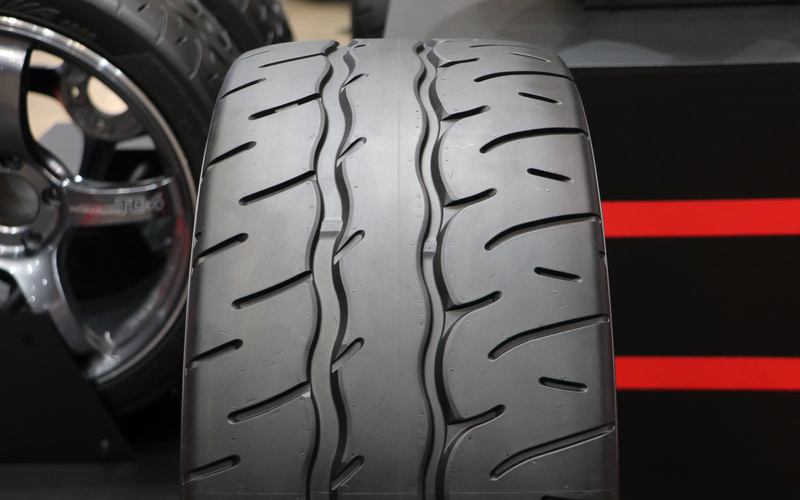 22年製　AD09 275/30R20 アドバンネオバ ヨコハマ ADVAN (アドバン) ネオバ AD09 275/30R20 | カーポート