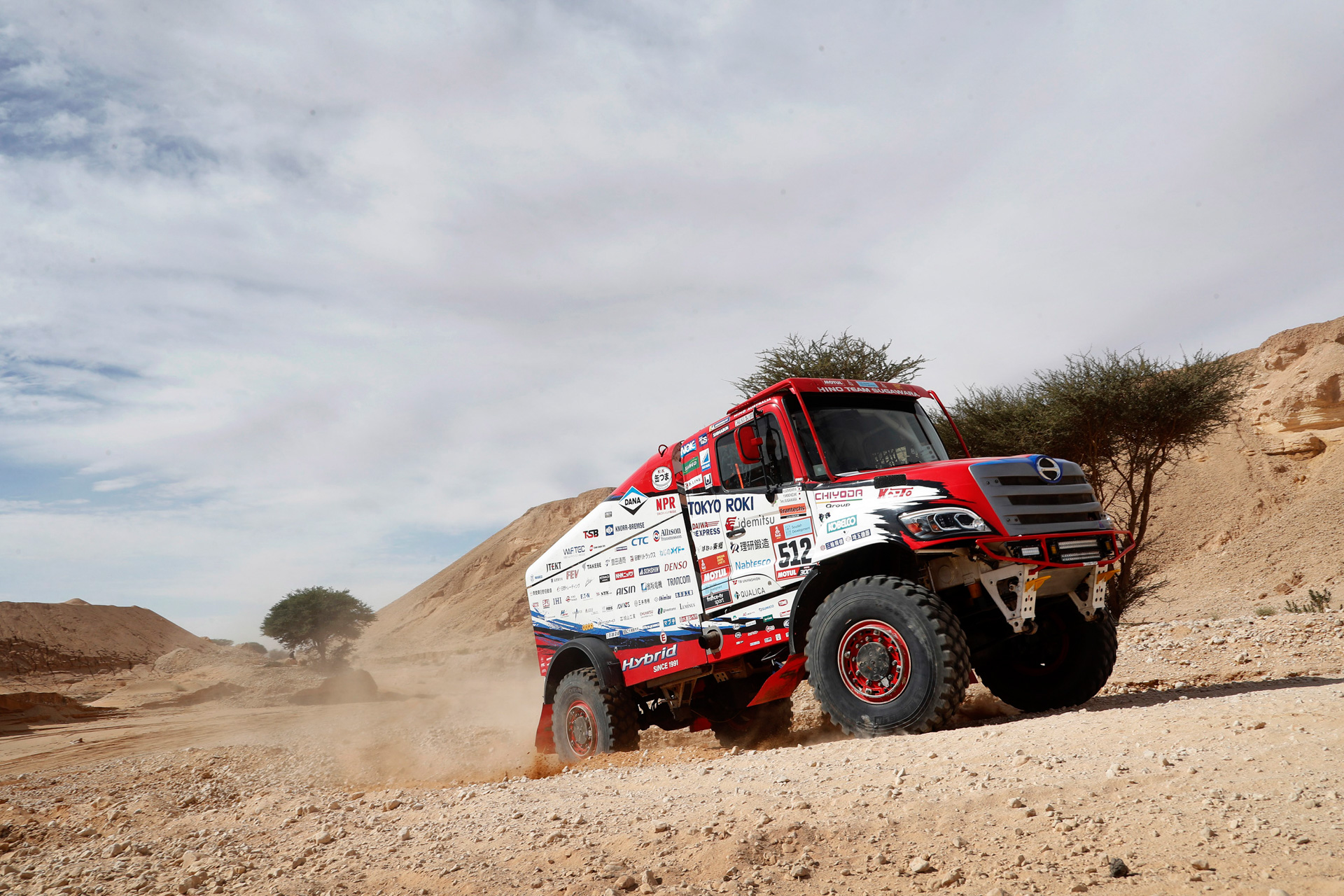 日野チームスガワラ