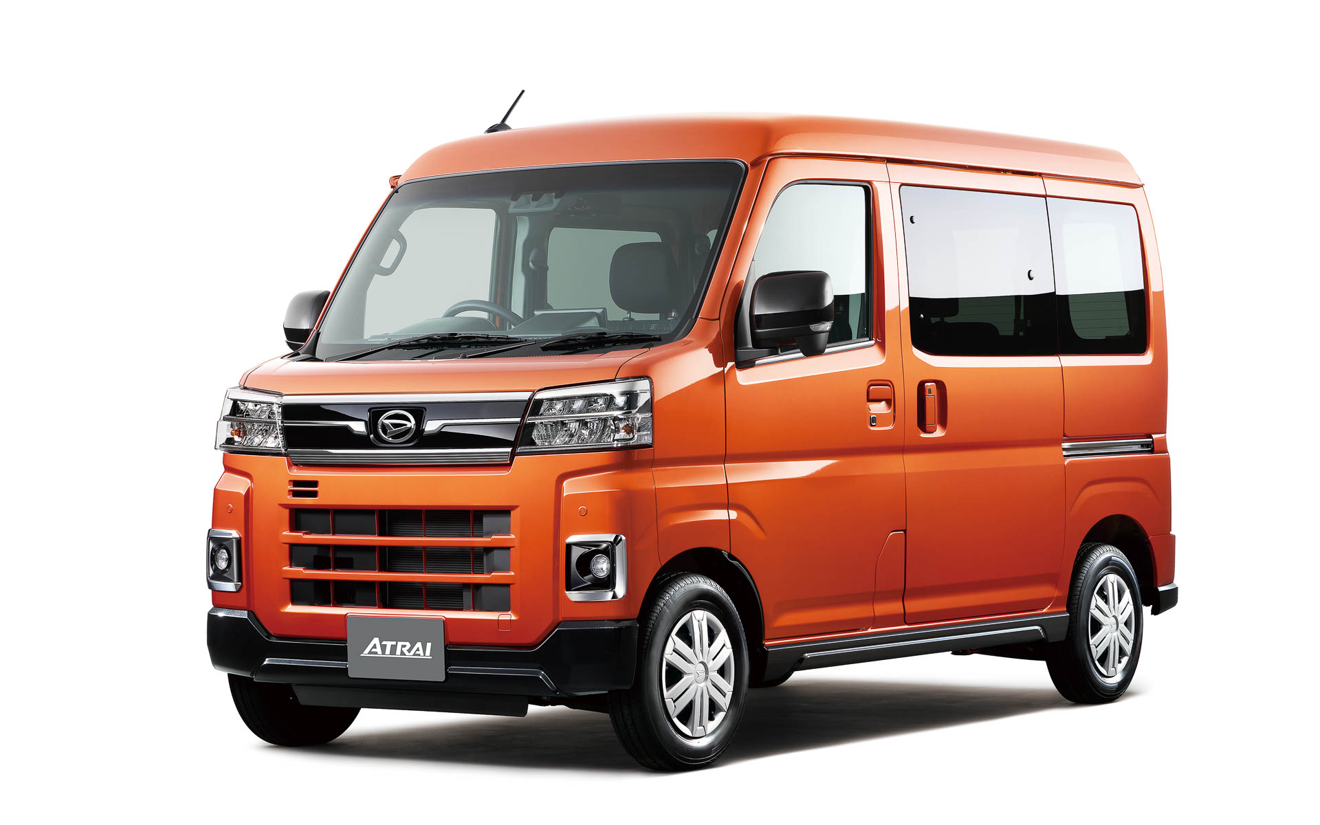 月間販売目標台数の約8倍の受注となっている新型「アトレー」