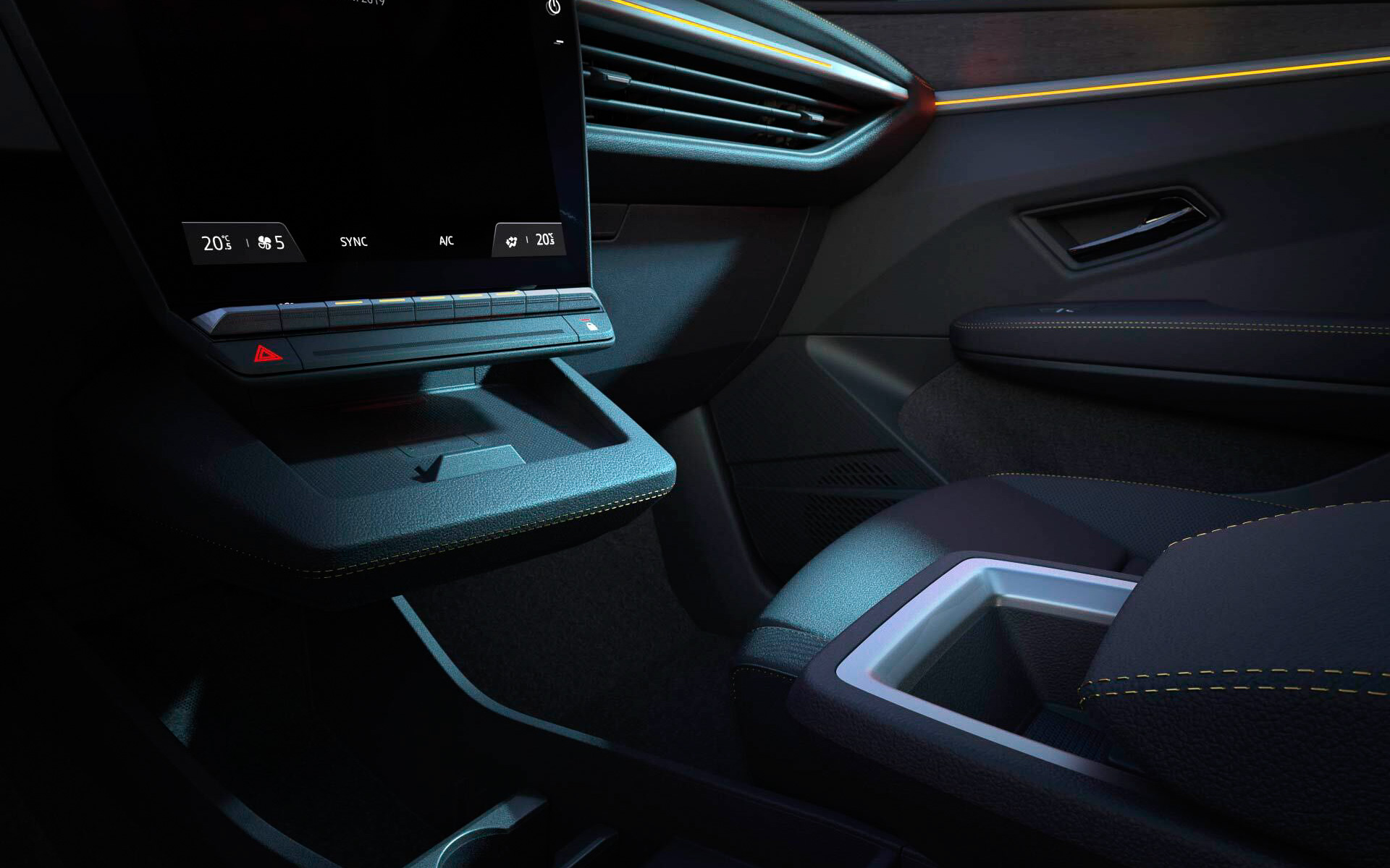 センターコンソールにもさらなるスペースを確保できたという