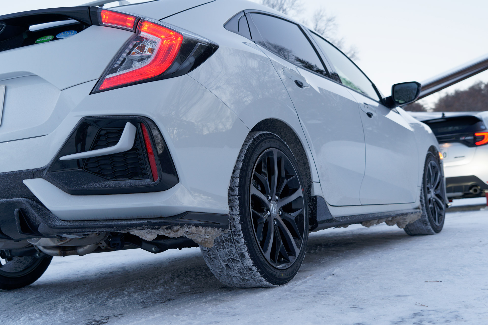 3年ぶり開催の女神湖氷上ドライブ。横浜ゴムの最新スタッドレスタイヤ「アイスガード7」を装着したシビックで参加した