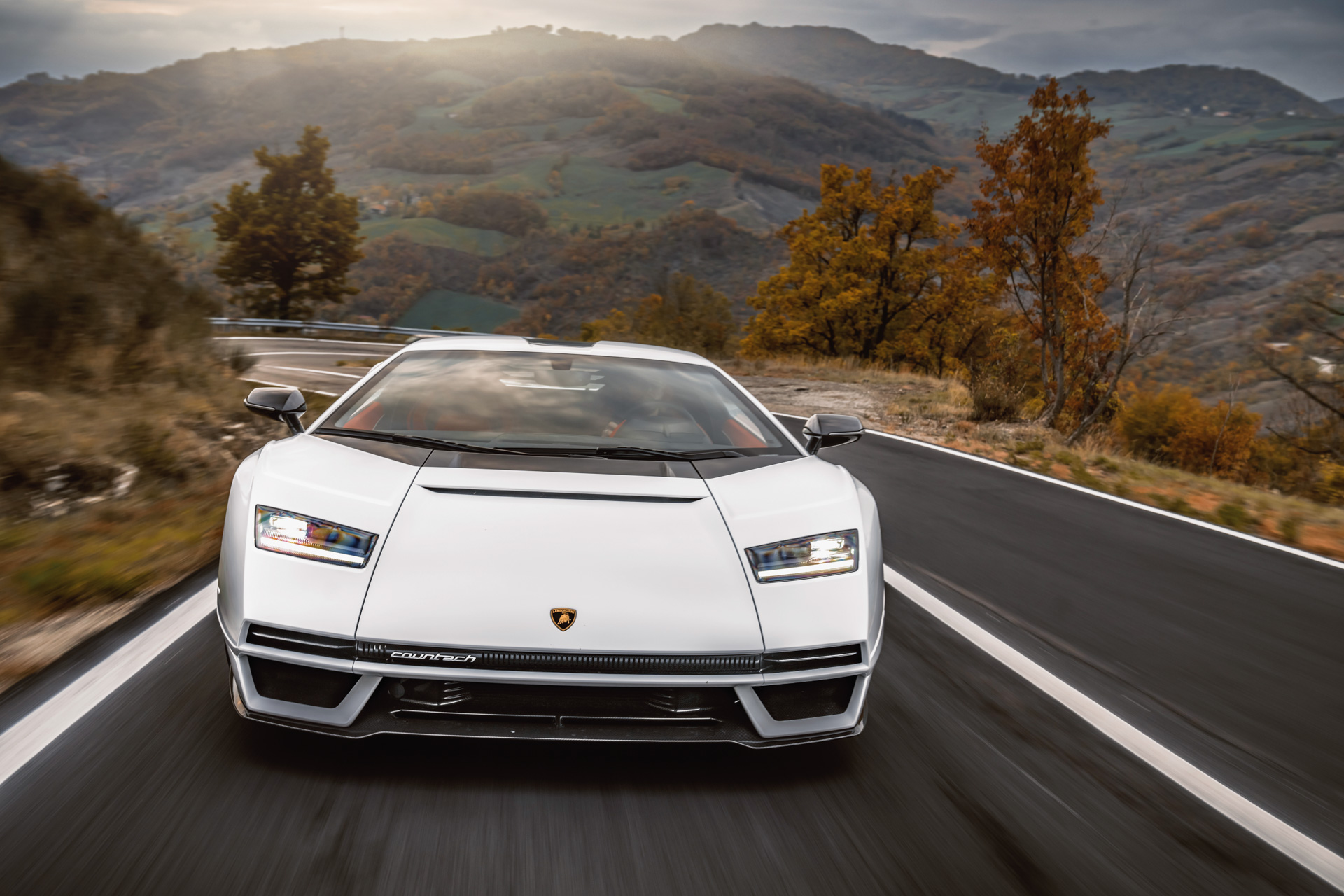 カウンタック LPI 800-4