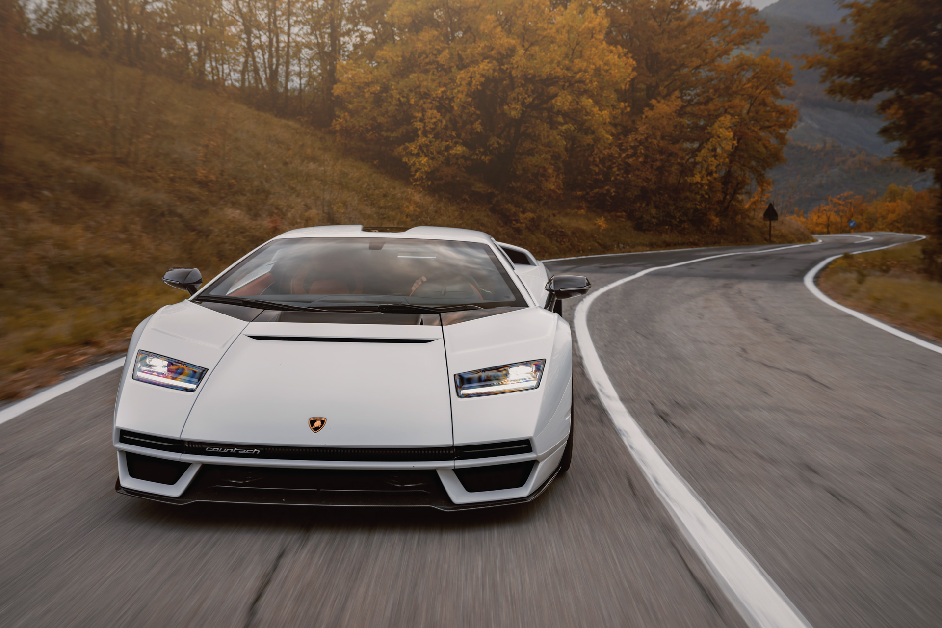 カウンタック LPI 800-4