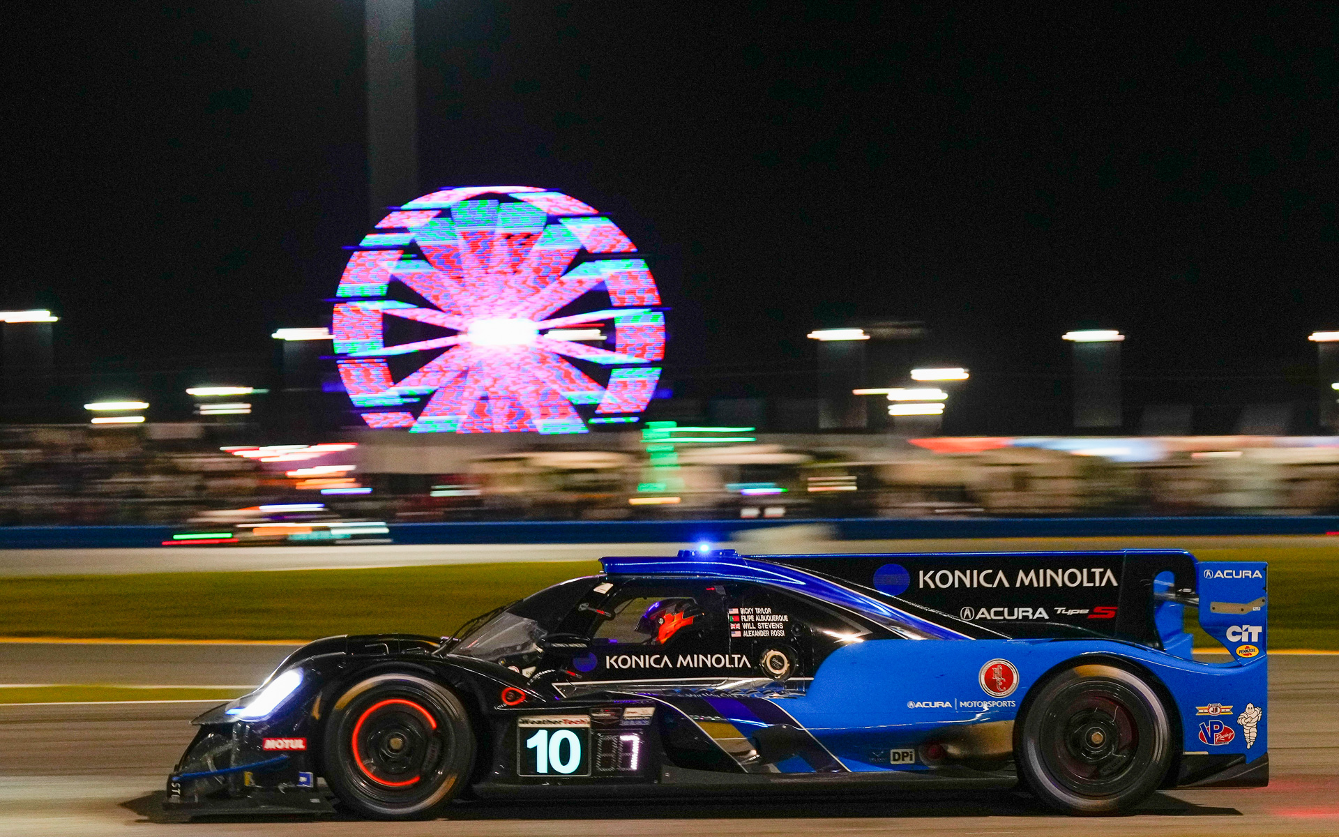 準優勝のウェイン・テイラー・レーシングのARX-05プロトタイプ（10号車）