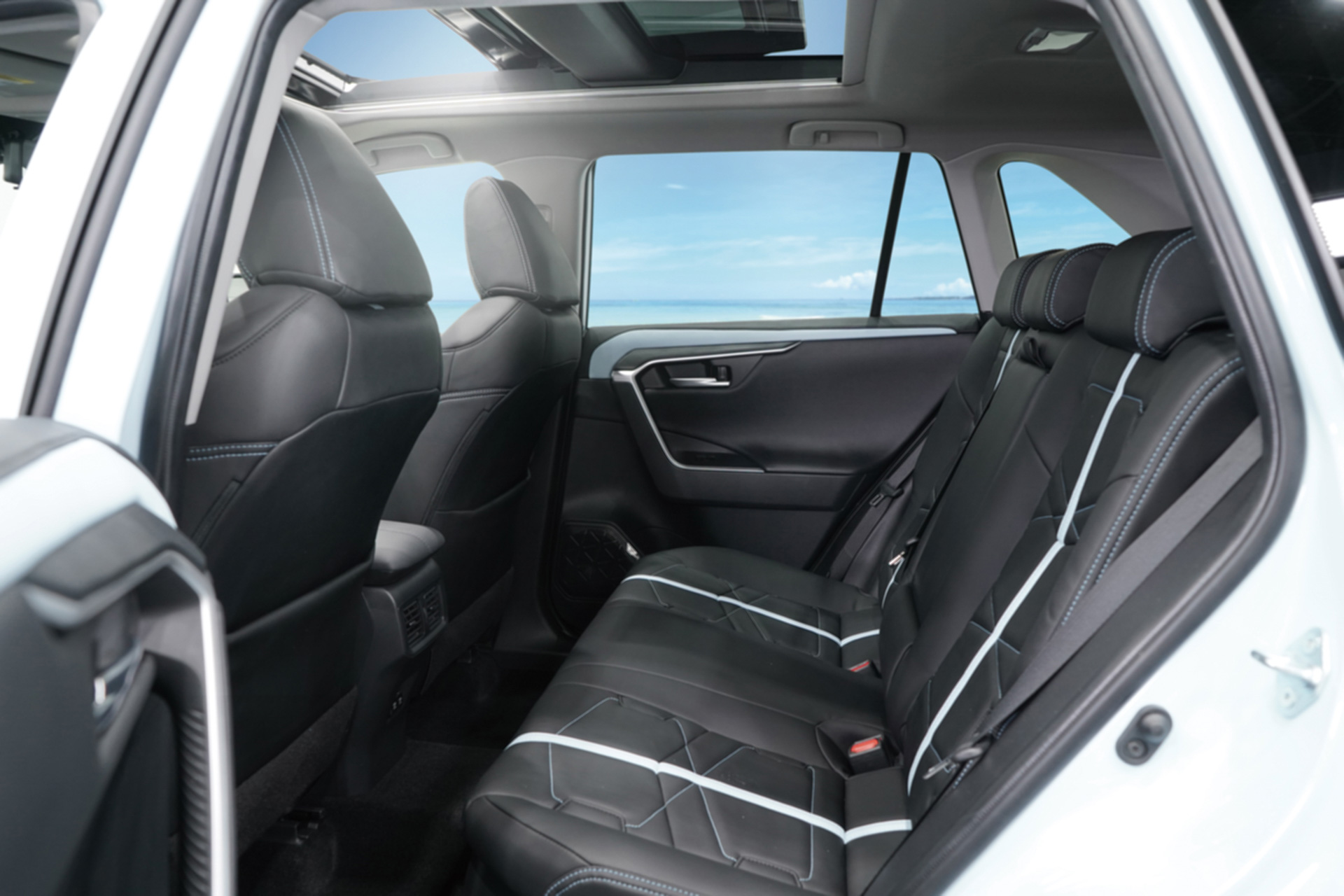 新型SUV「Buddy（バディ）」