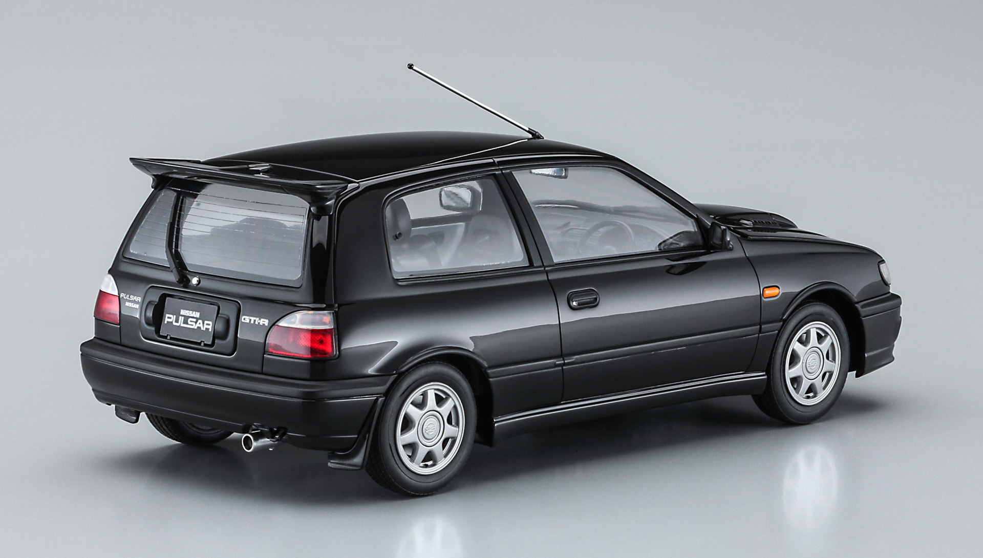 1/24スケールプラモデルの新製品「ニッサン パルサー（RNN14）GTI-R」の完成見本