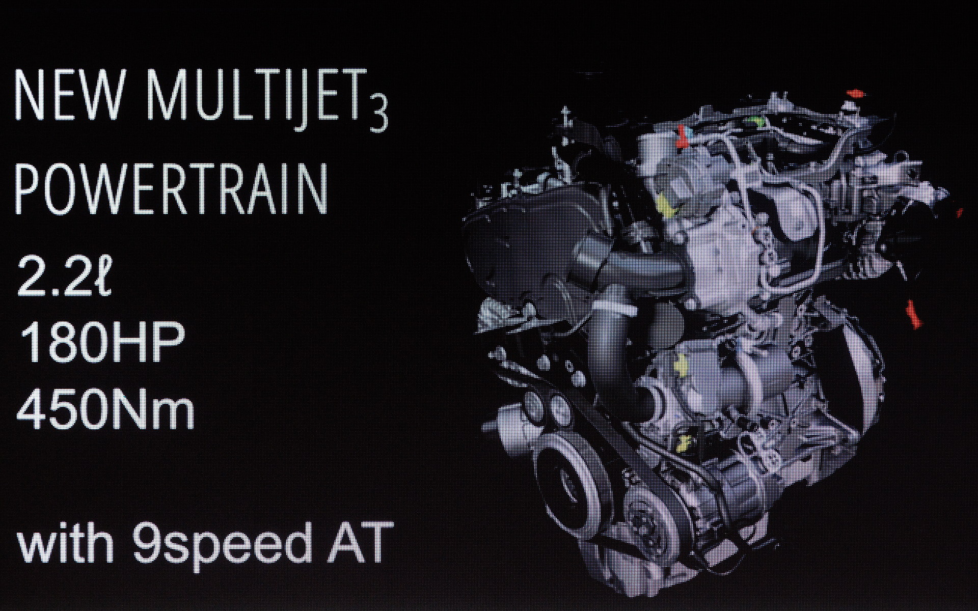 パワートレーンは2.2リッターディーゼルエンジンと9速ATの組み合わせ