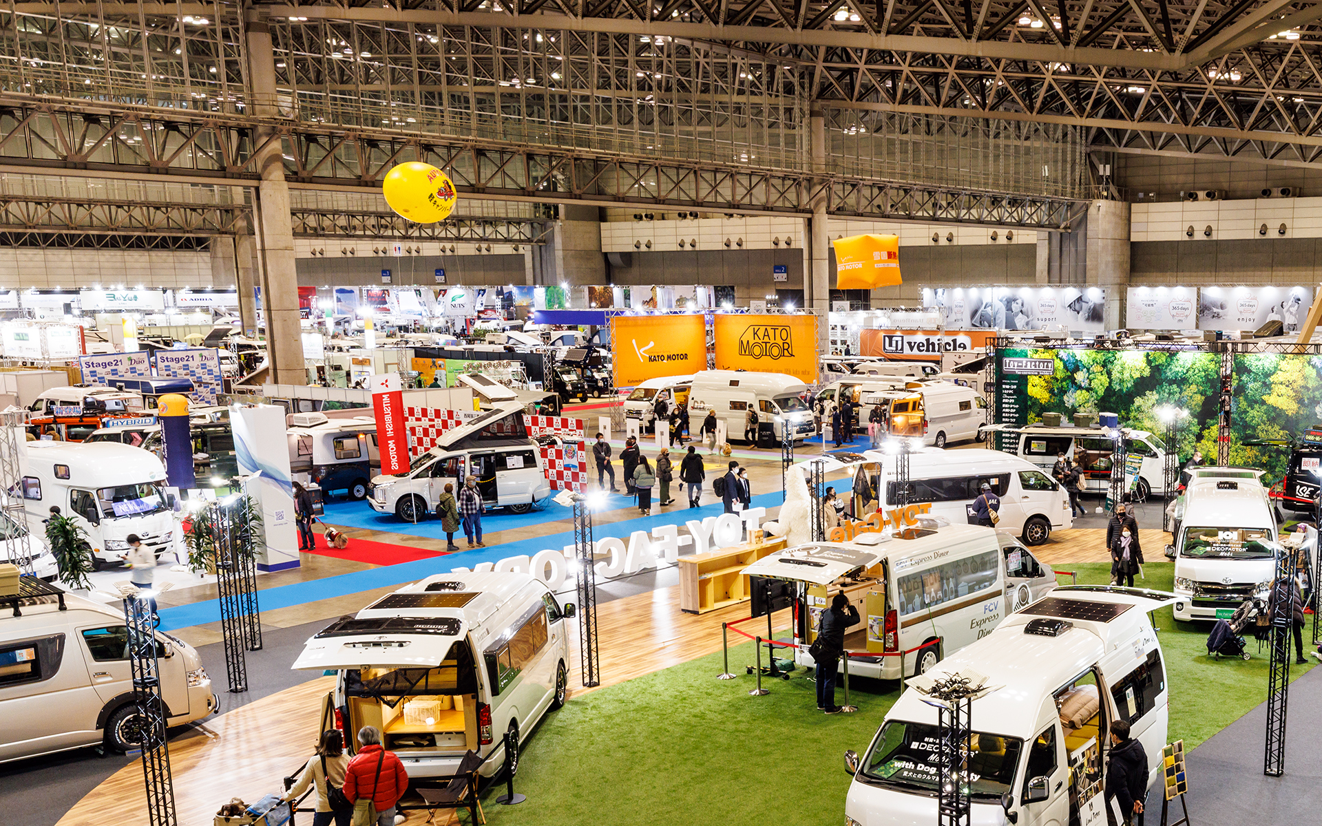 幕張メッセにおいてジャパンキャンピングカーショー2022が開幕