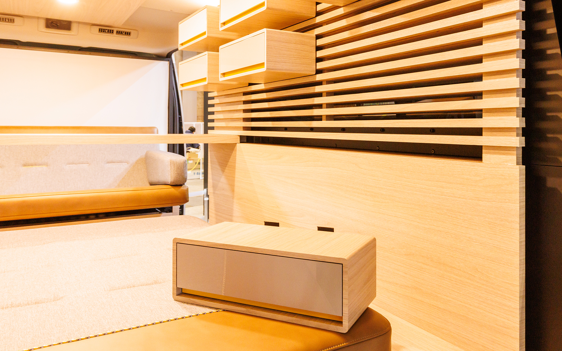 1つずつ取り外すことができ位置の変更も可能