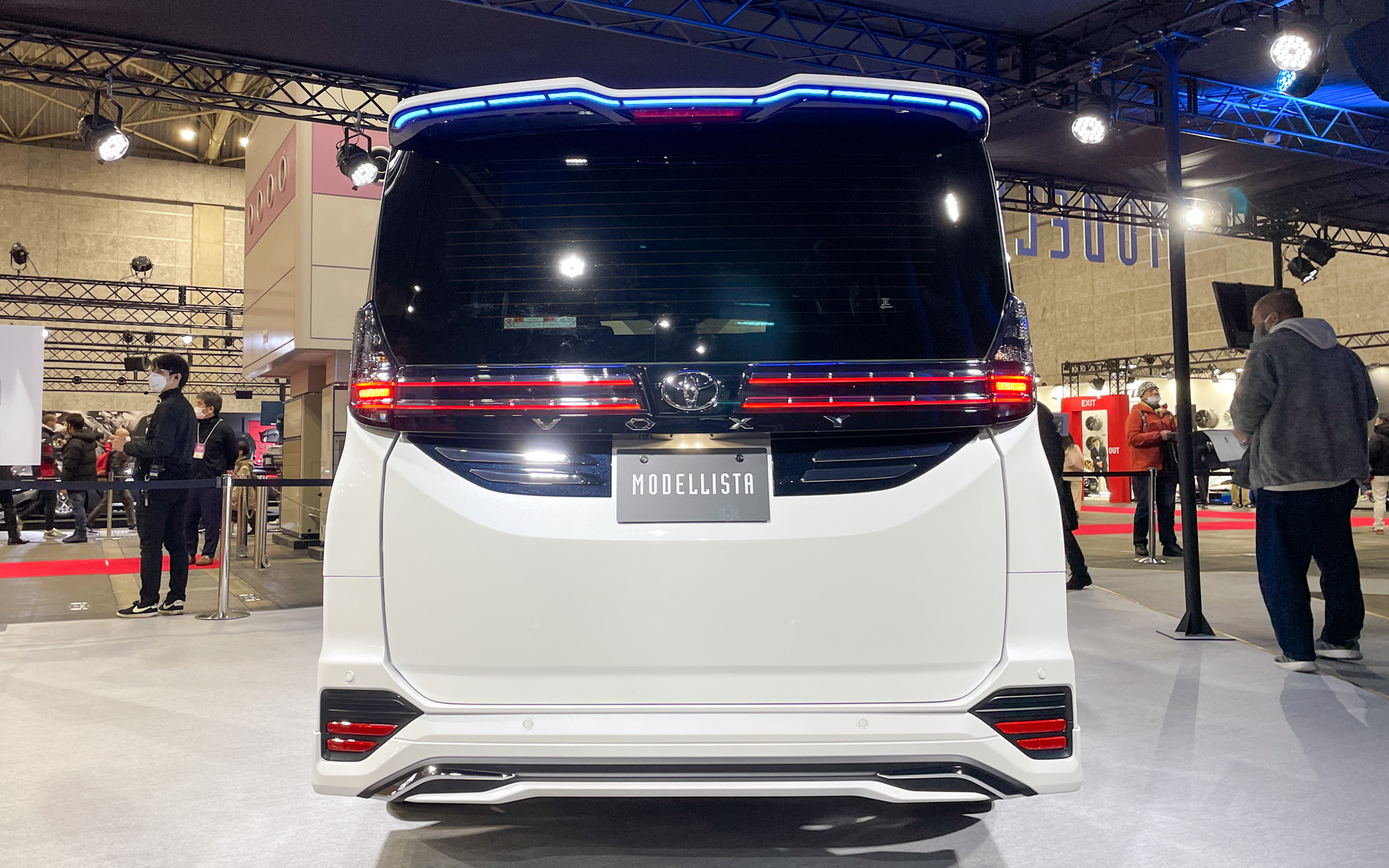 新型ヴォクシー MODELLISTA