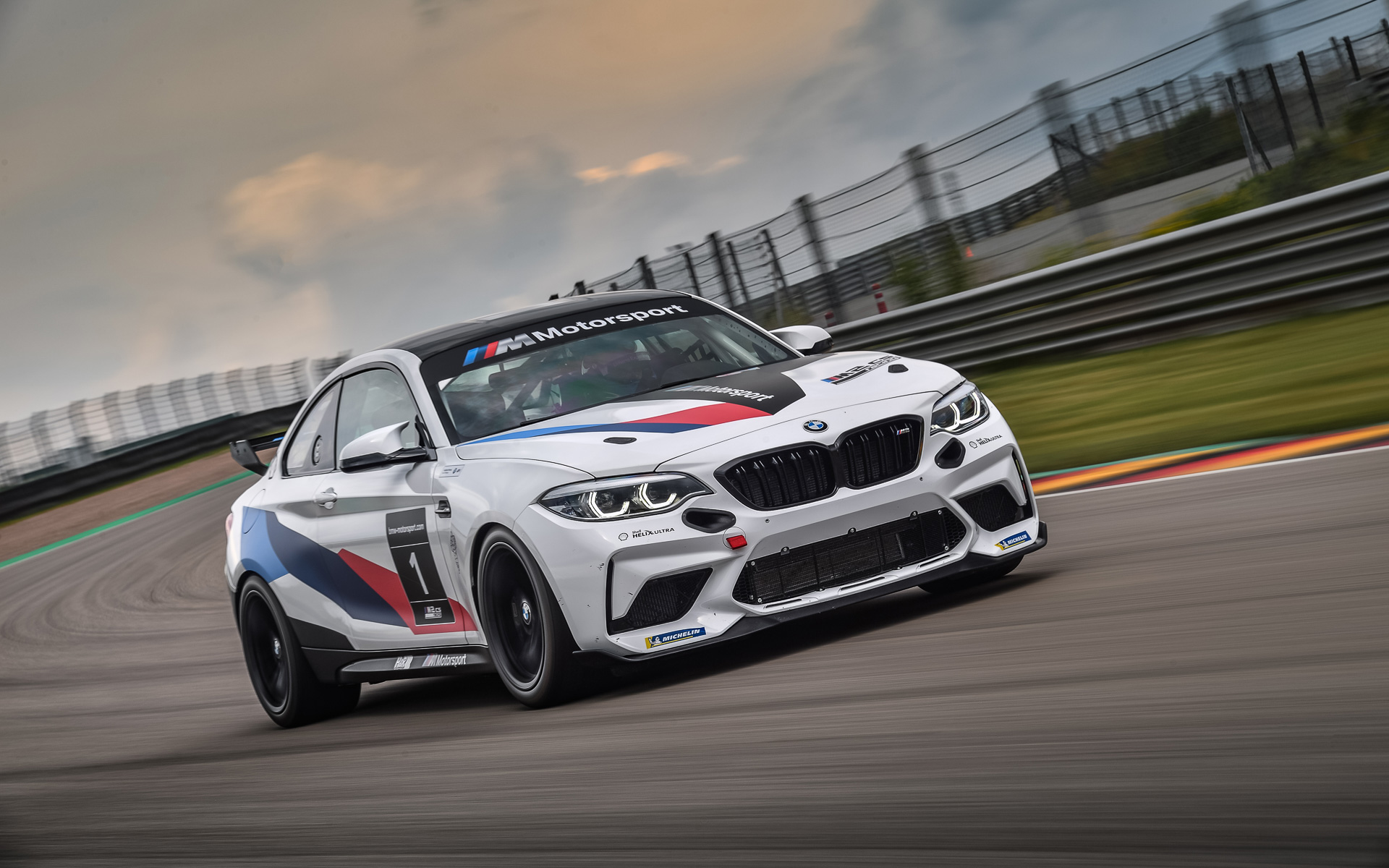M2 CS Racing