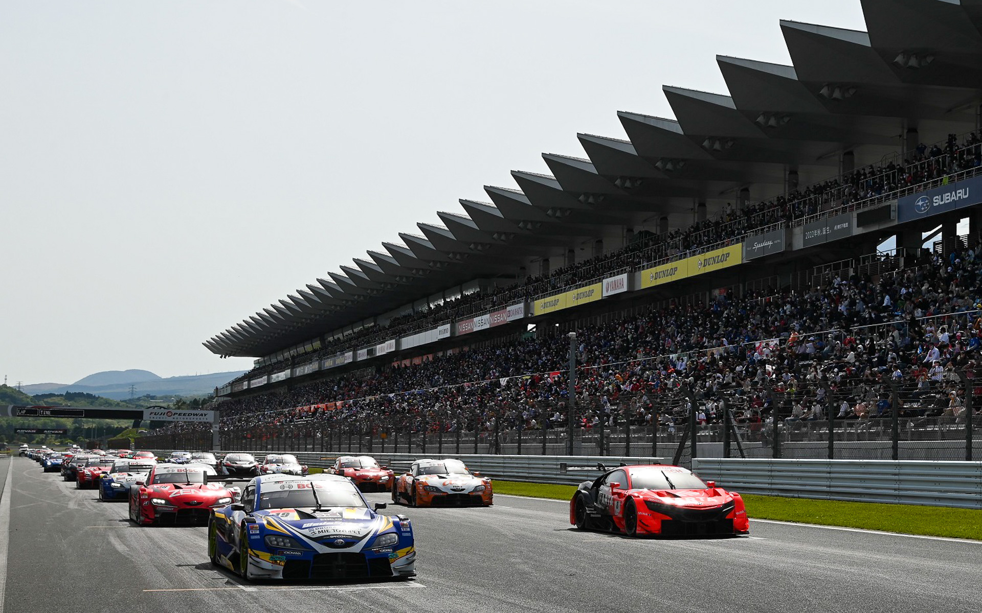 SUPER GTの過去のレース模様