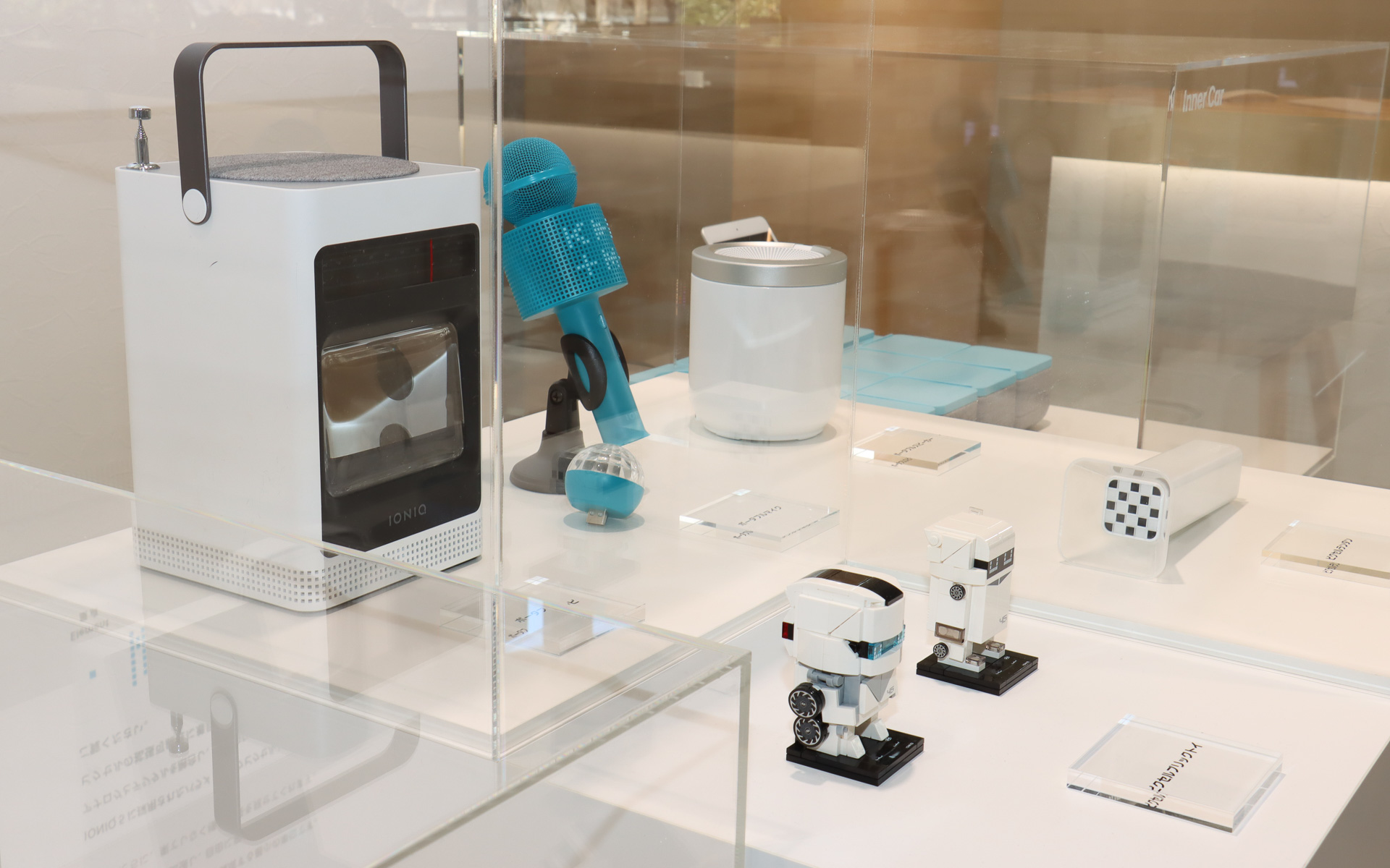 ピクセルのイメージを与えたさまざまな製品でアイオニック ファイブが持つパラメトリックピクセルのイメージを紹介する