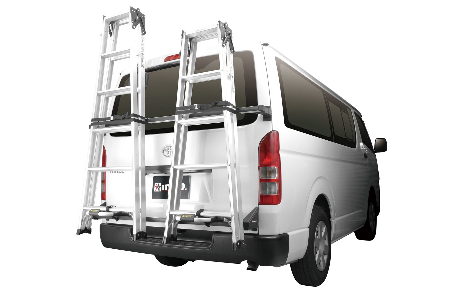 脚立を背面に簡単に積める