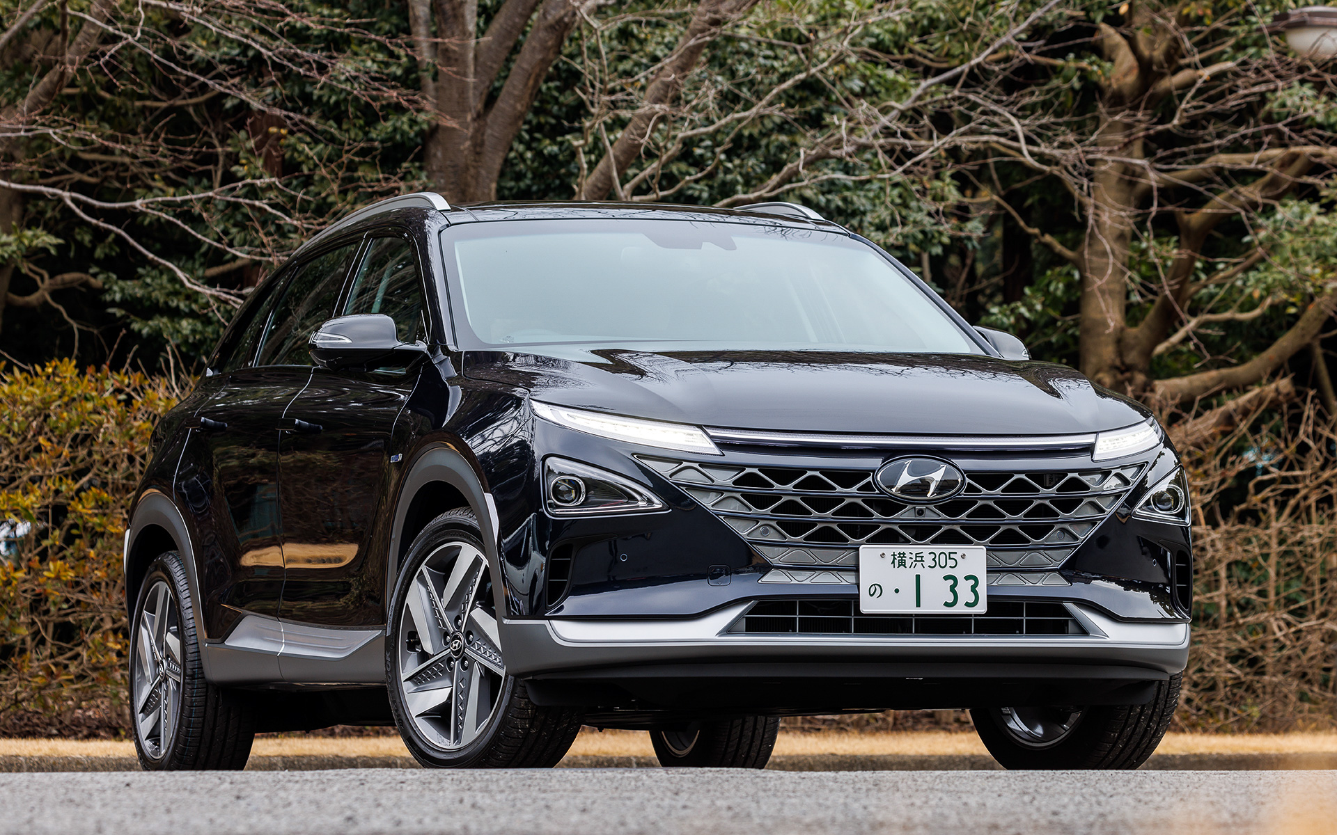 試乗車は5月よりオーダー受付を開始するヒョンデのFCEV「NEXO（ネッソ）」（776万8300円）。SUVタイプのFCEVで、ボディサイズは4670×1860×1640mm（全長×全幅×全高）、ホイールベースは2790mm。