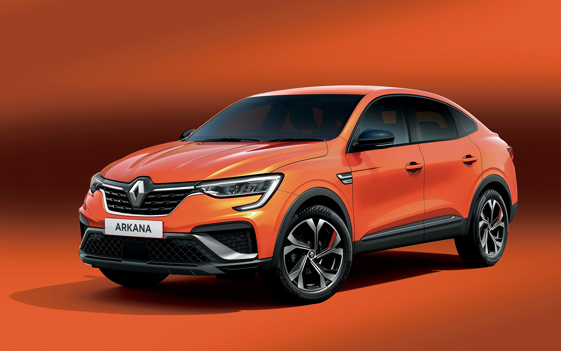 新型SUV「アルカナ」の先行展示・試乗会を開催