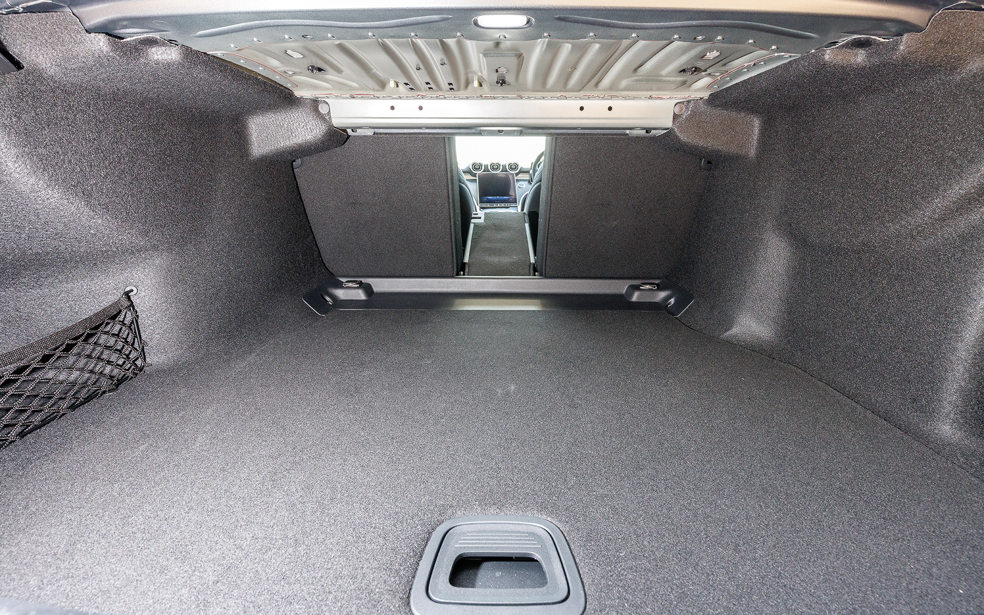 トランクスペースのレイアウト