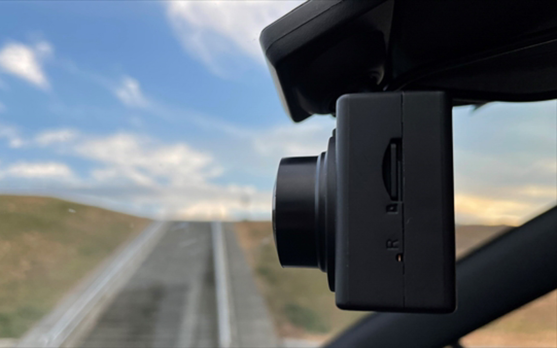 フロントカメラ装着イメージ