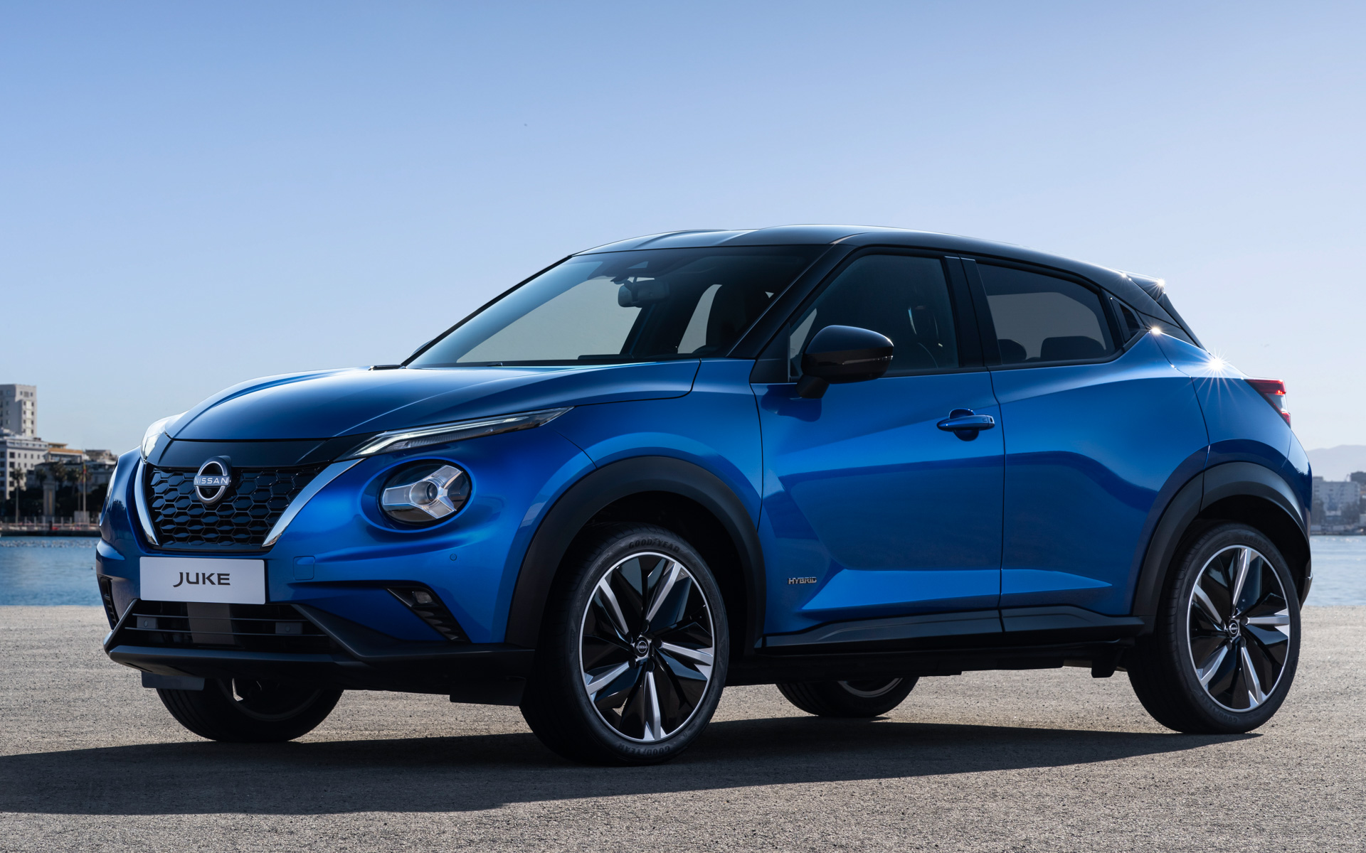 ジューク ハイブリッド