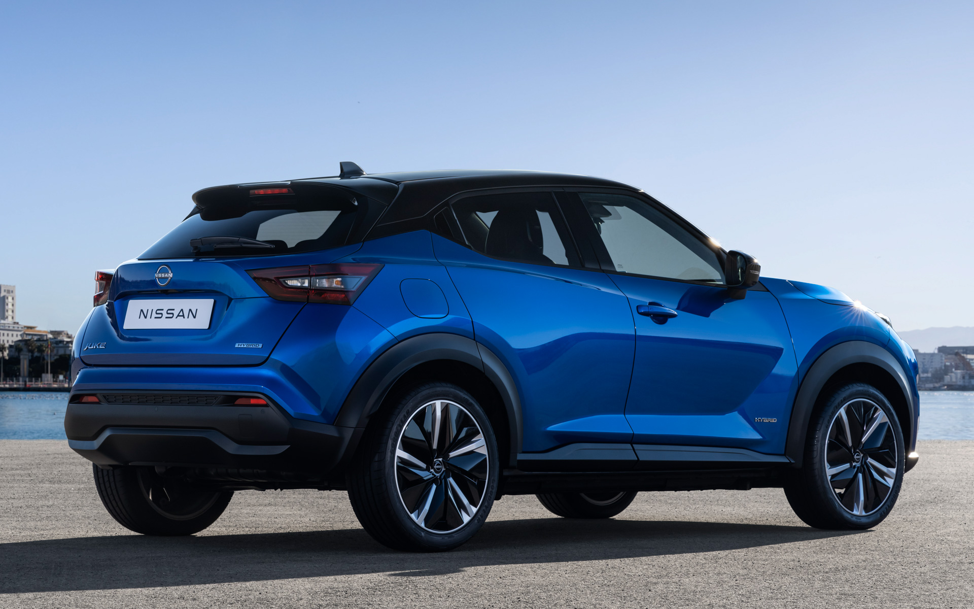 ジューク ハイブリッド