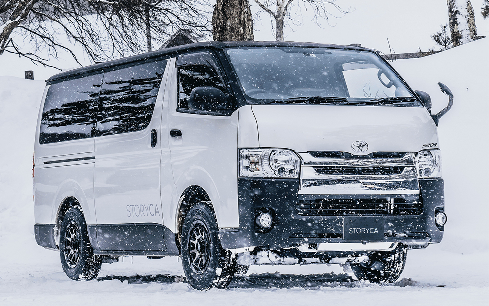 「ハイエース」車中泊仕様