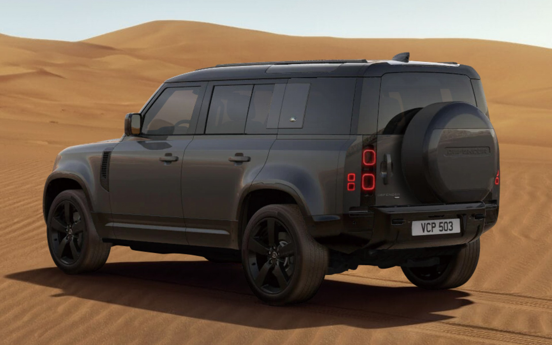 限定100台のディフェンダー110 アーバナイト'22、ボディカラーはカルパチアングレイ（プレミアムメタリック）