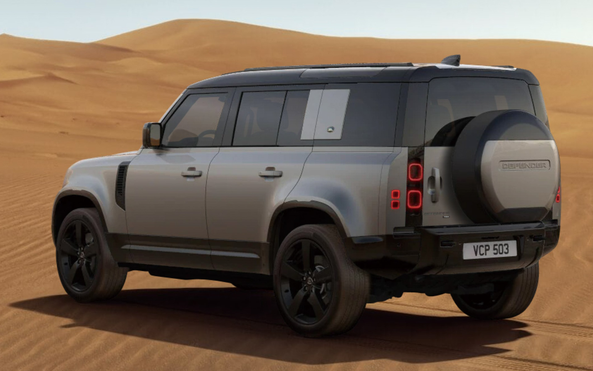 限定60台のディフェンダー110 アーバナイト'22、ボディカラーはシリコンシルバー（プレミアムメタリック）