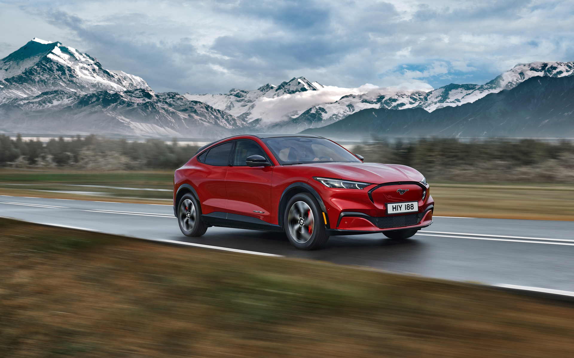 フォード「マスタング マッハ-E」