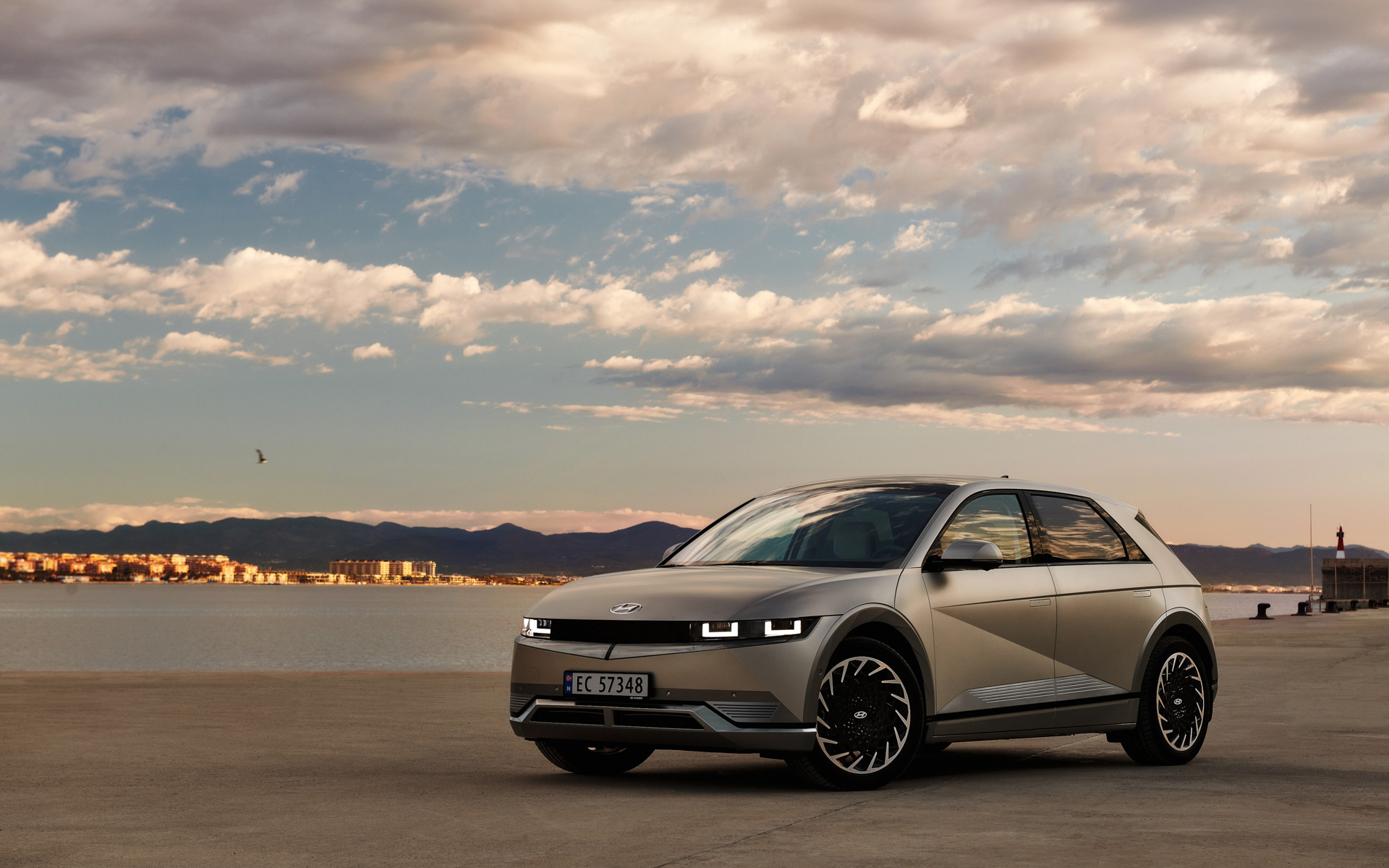 ヒュンダイ「アイオニック5」