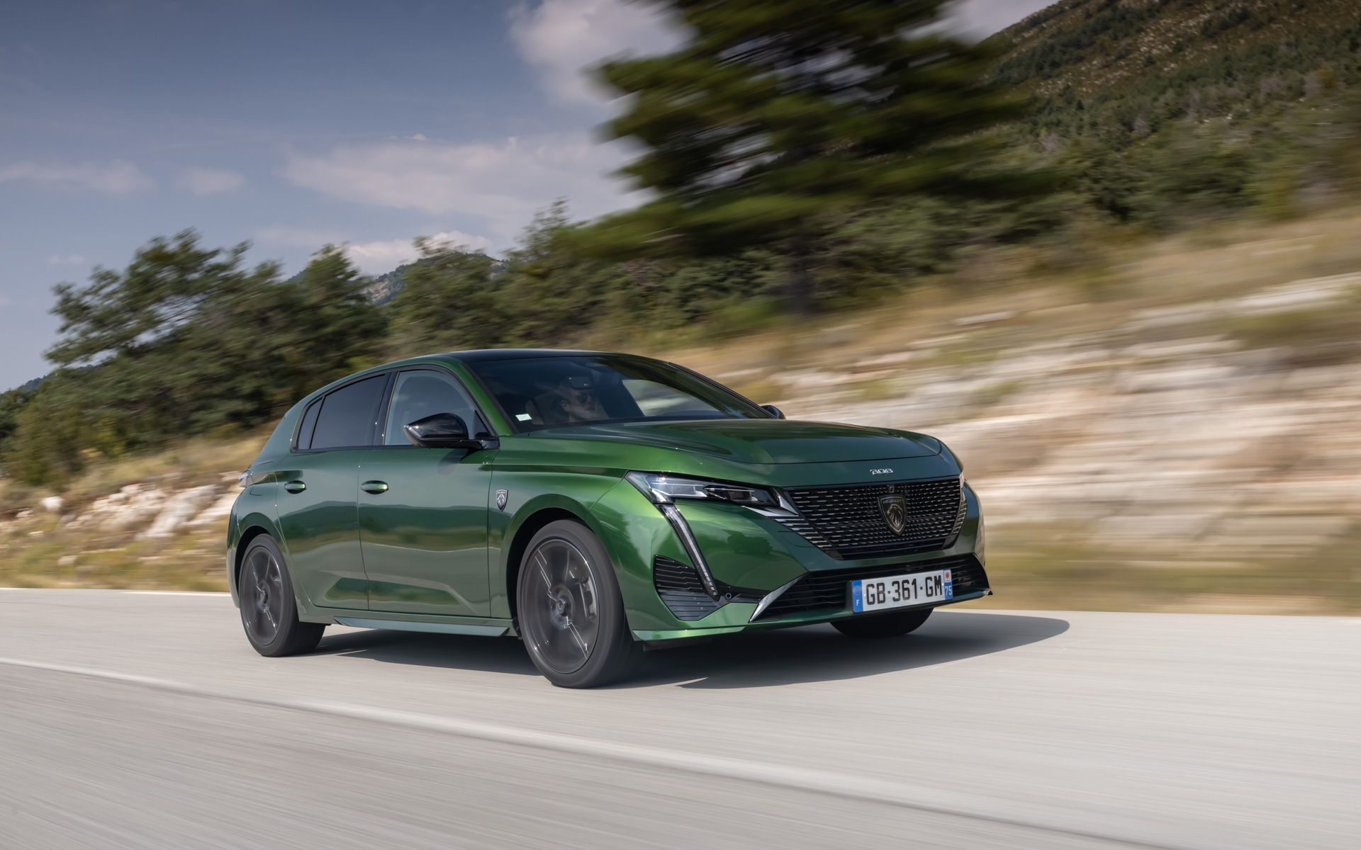 PHEVモデルをラインアップするプジョー「308」